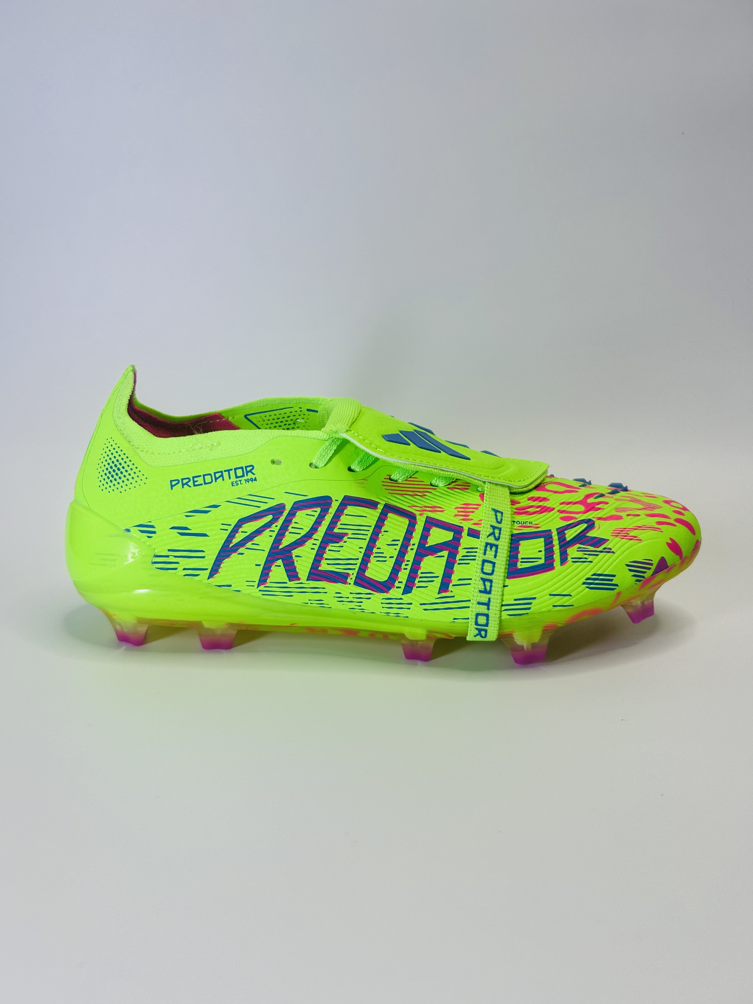 Predator 30 Mystic Victory Pack