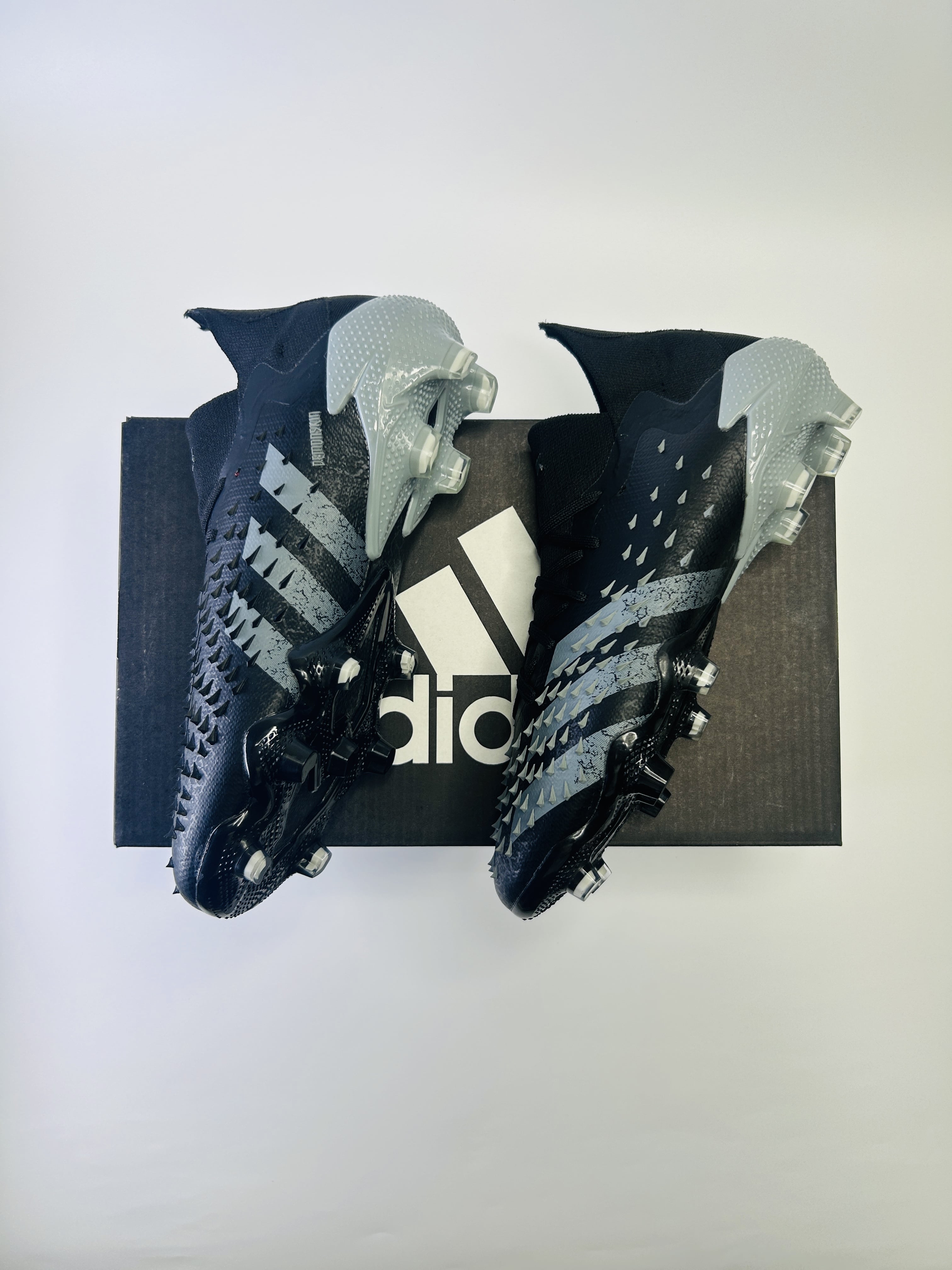 Predator Freak Supersteath Pack Laced