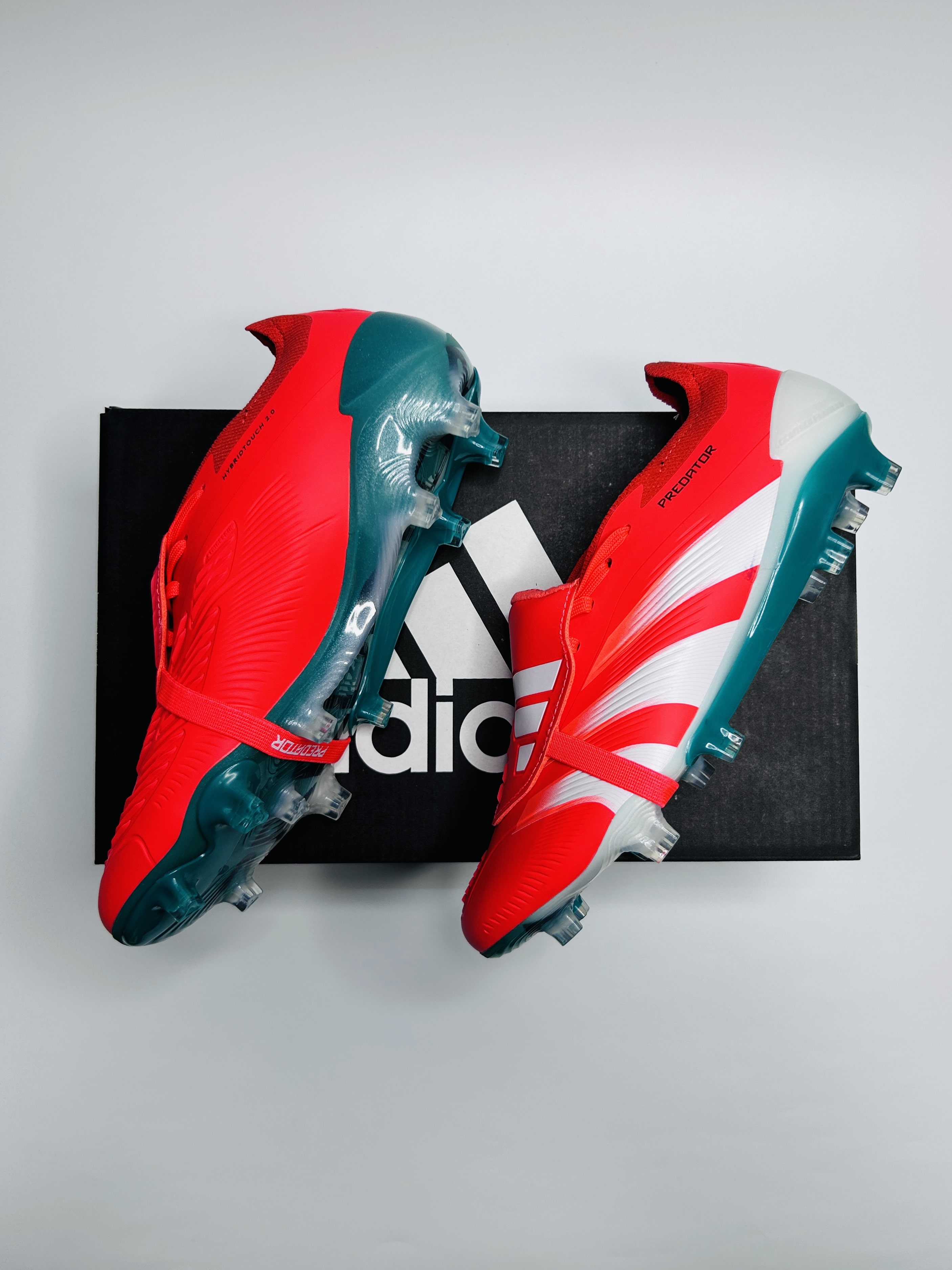 Predator 30 Redwhite Colourway