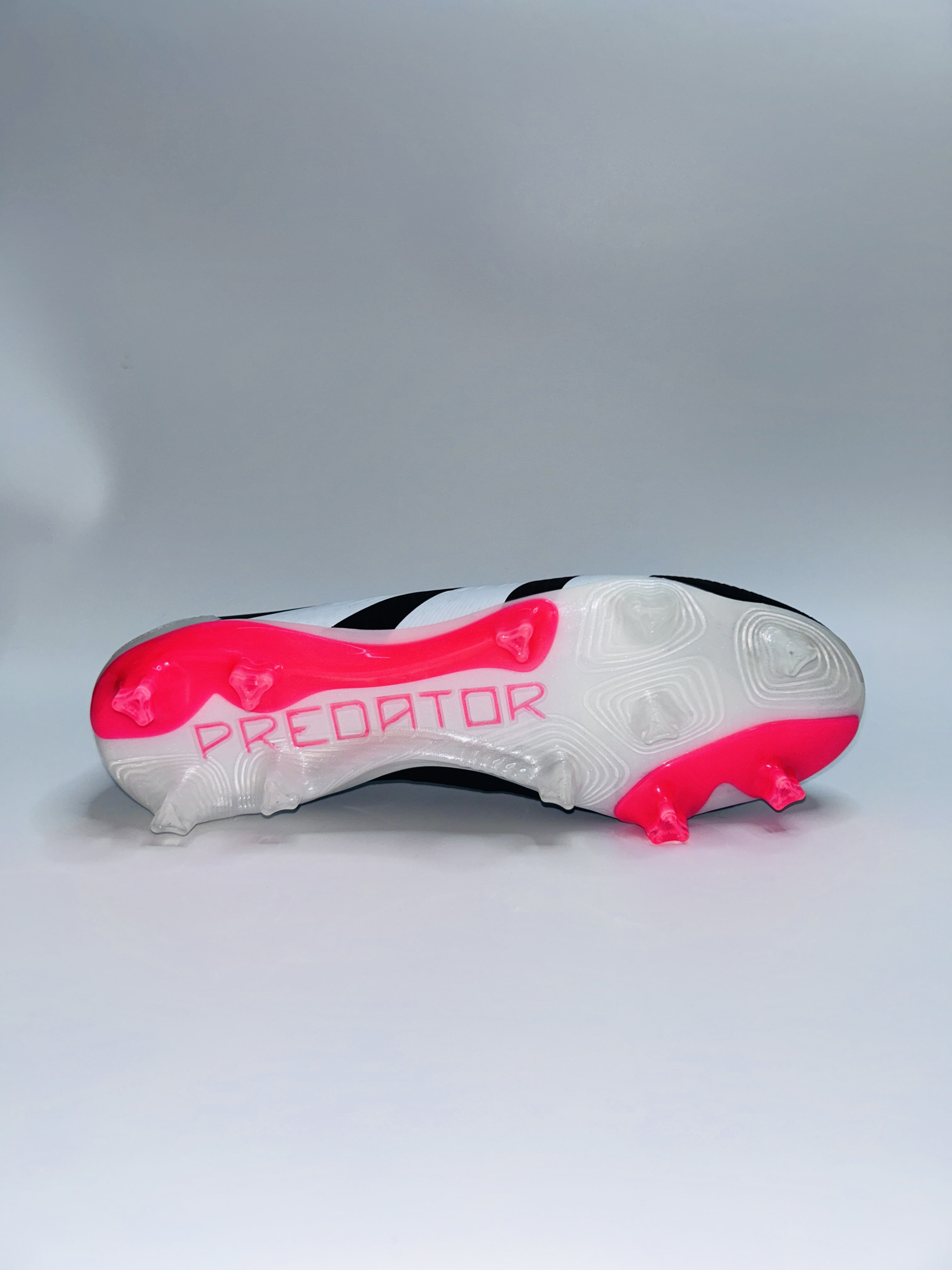Predator 30 Blackpink Colourway Laceless