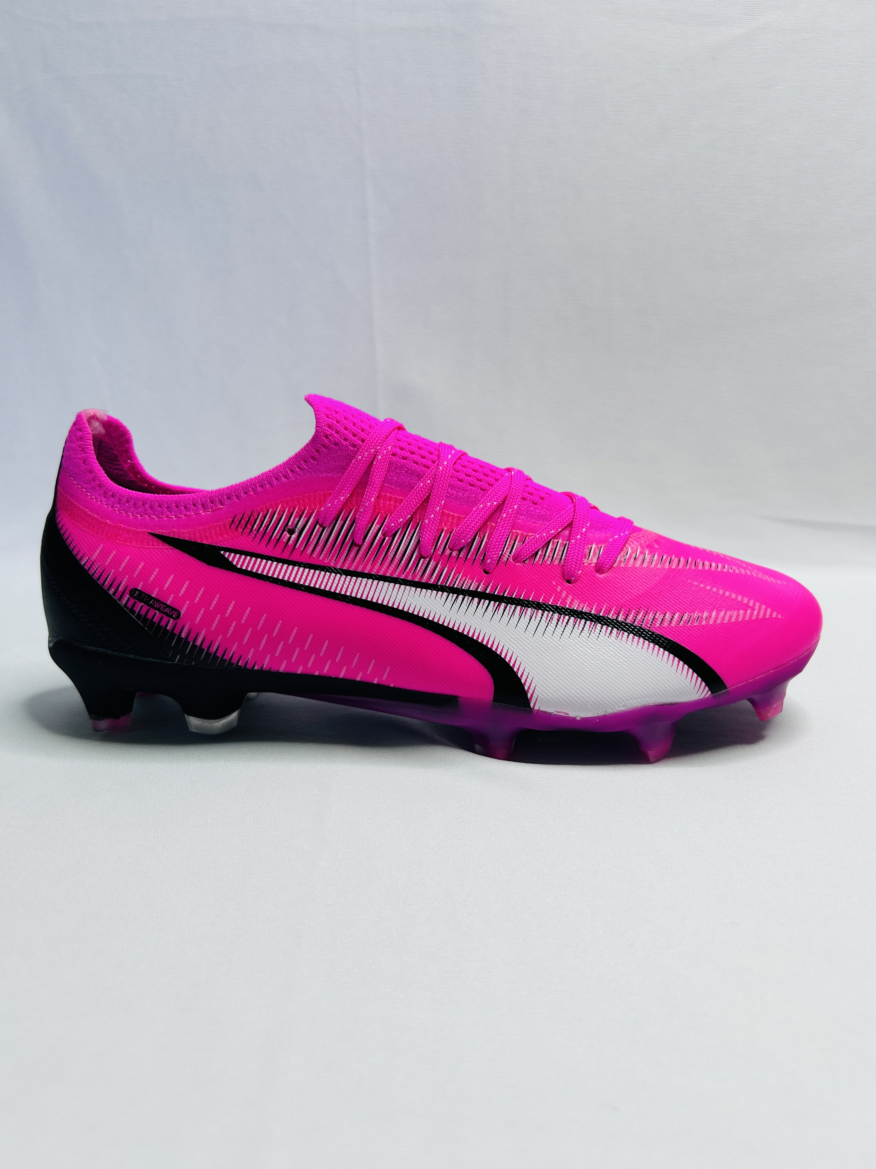 Ultra ultimate vibrant pink