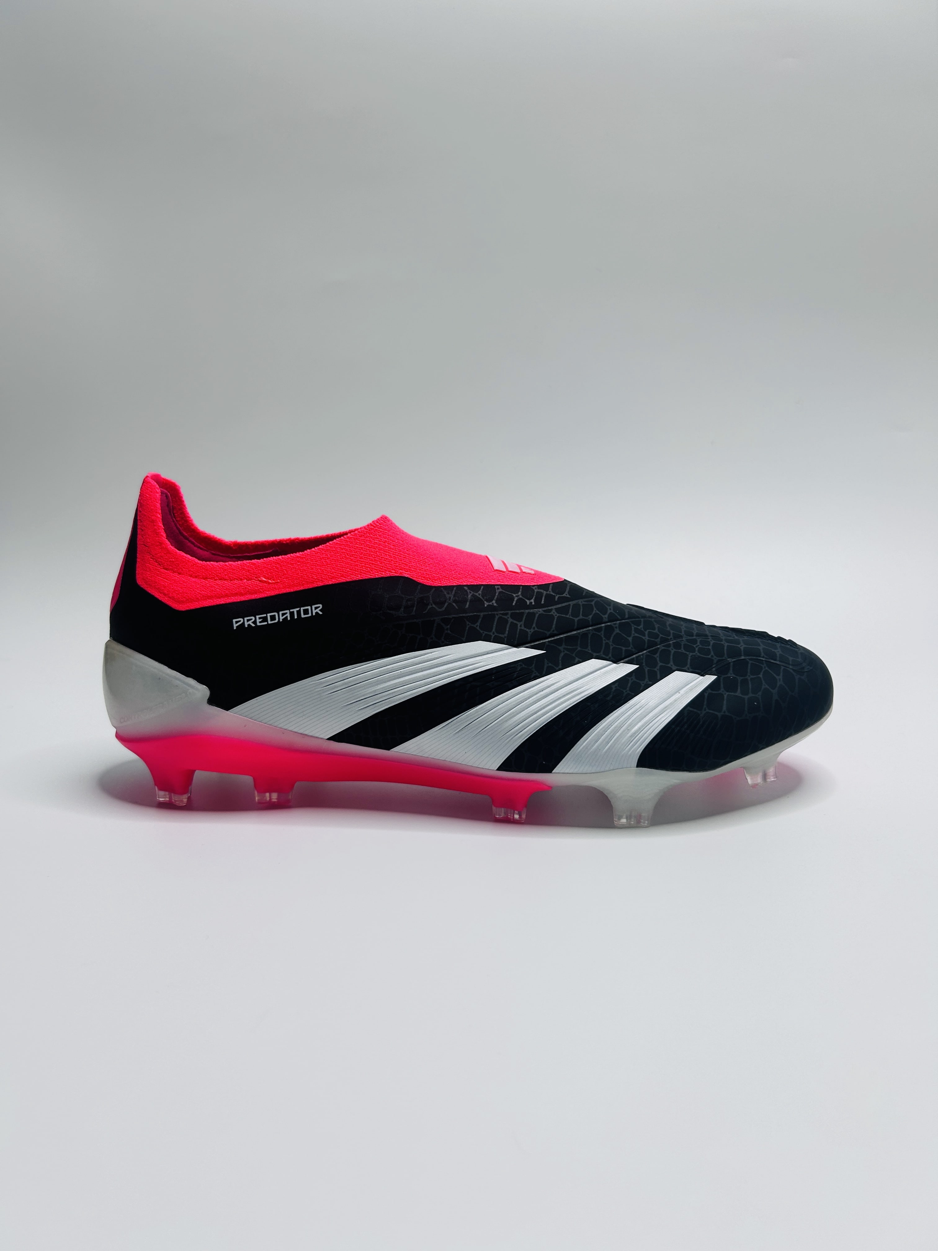 Predator 30 Blackpink Colourway Laceless