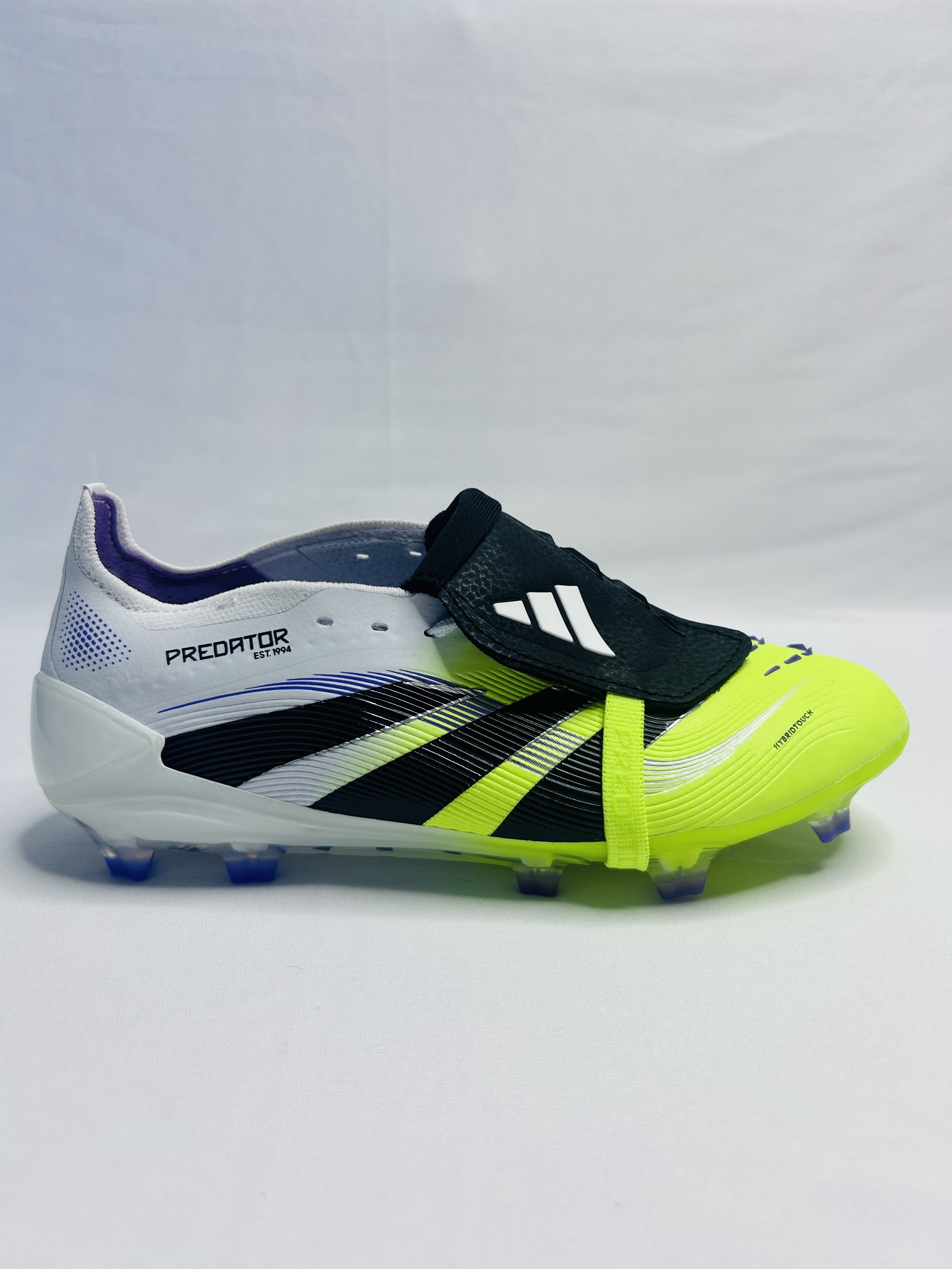 Predator 30 Radiant Blaze