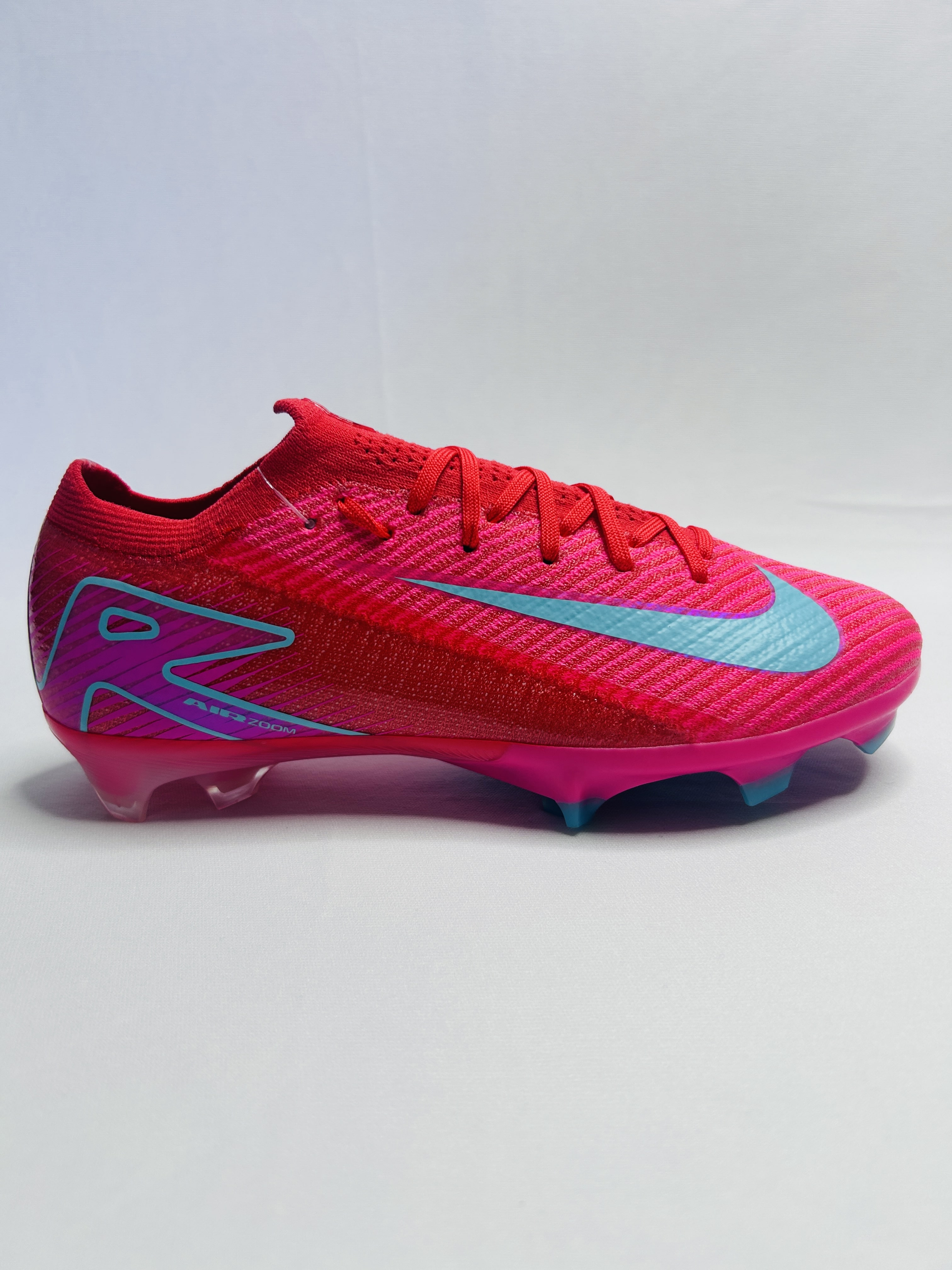 Mercurial Vapor 16 Mad Energy Pack
