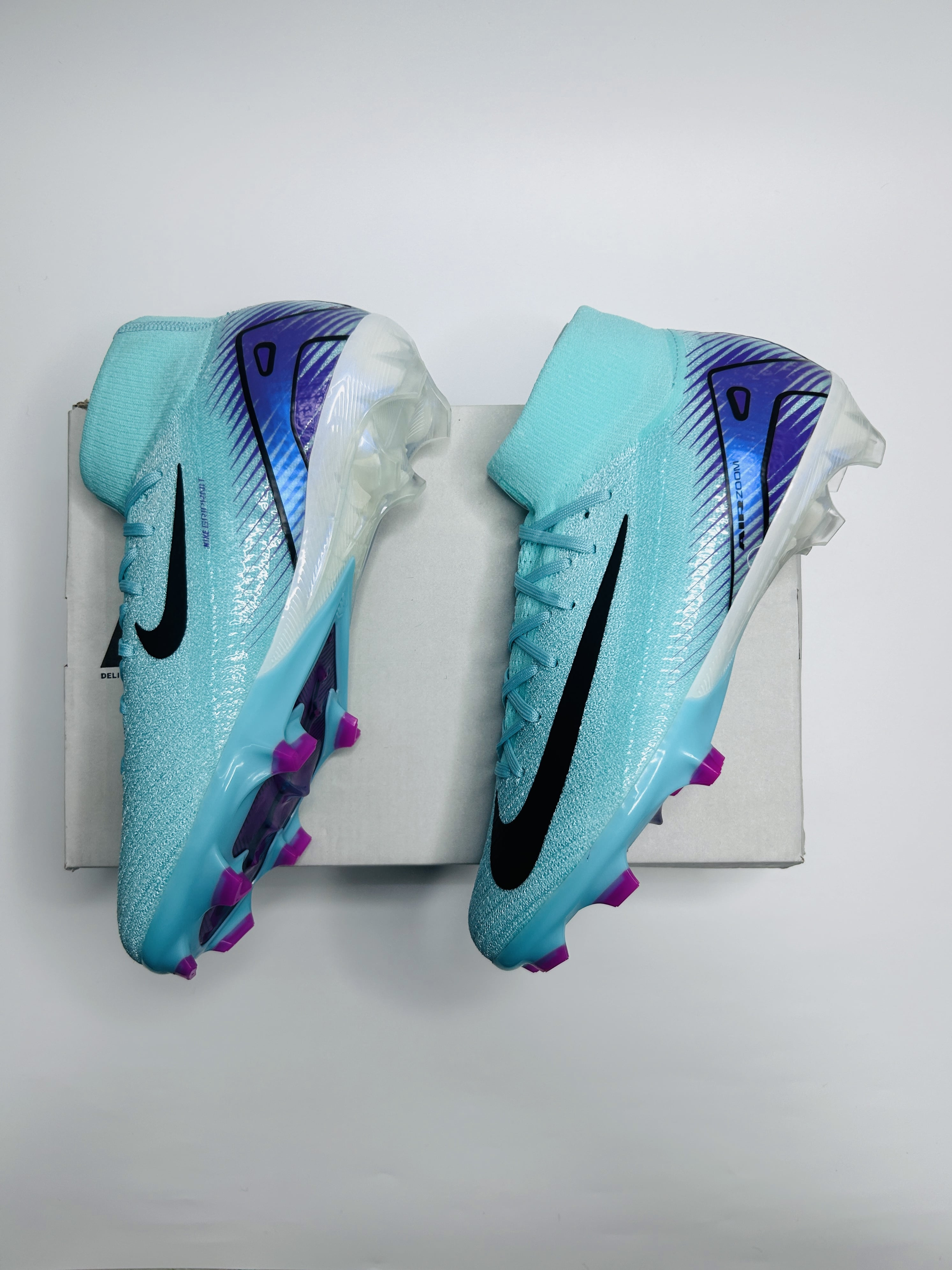 Mercurial Superfly 10 Mad Ambition Pack