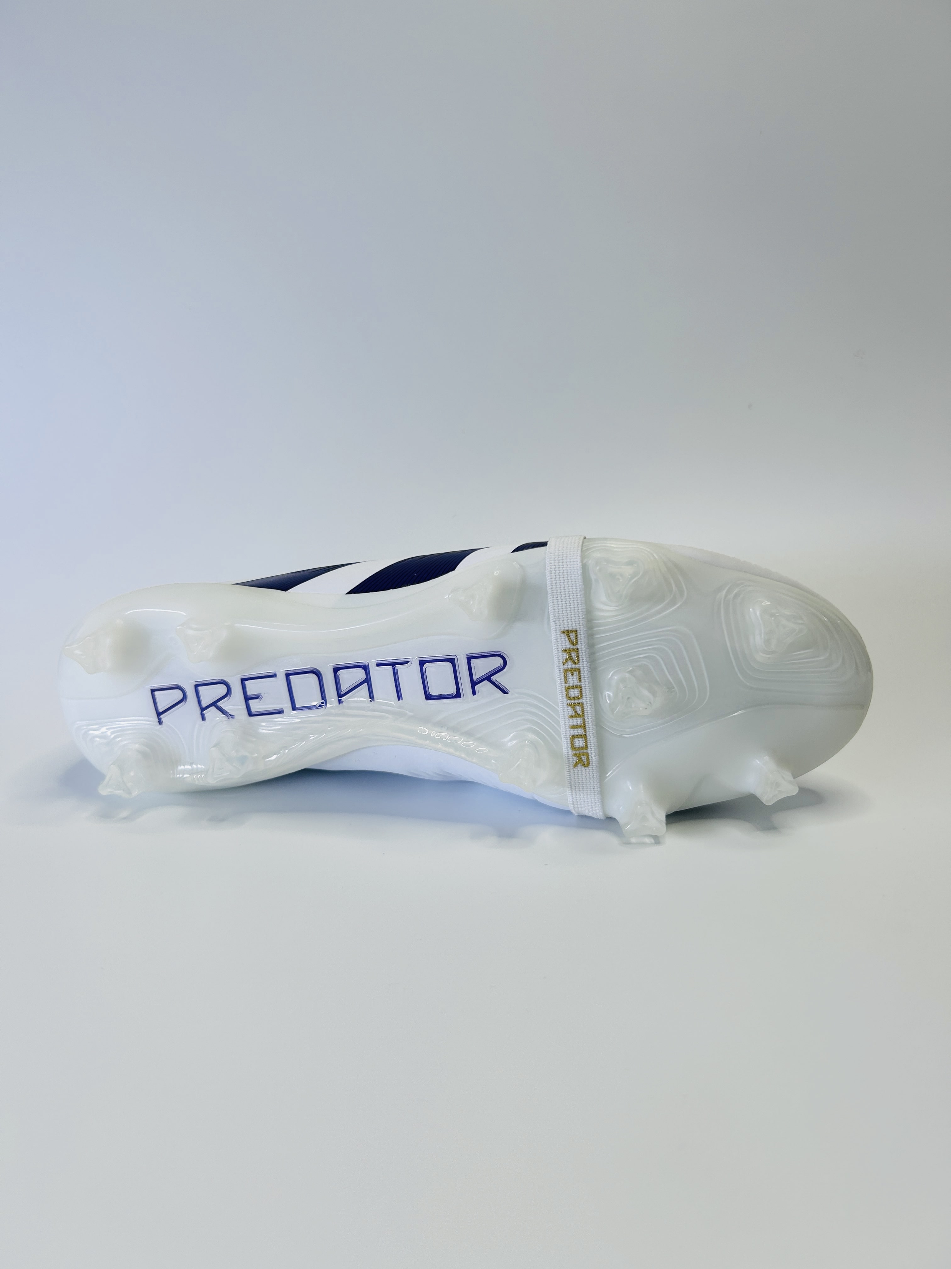 Predator 30 Kaka Edition