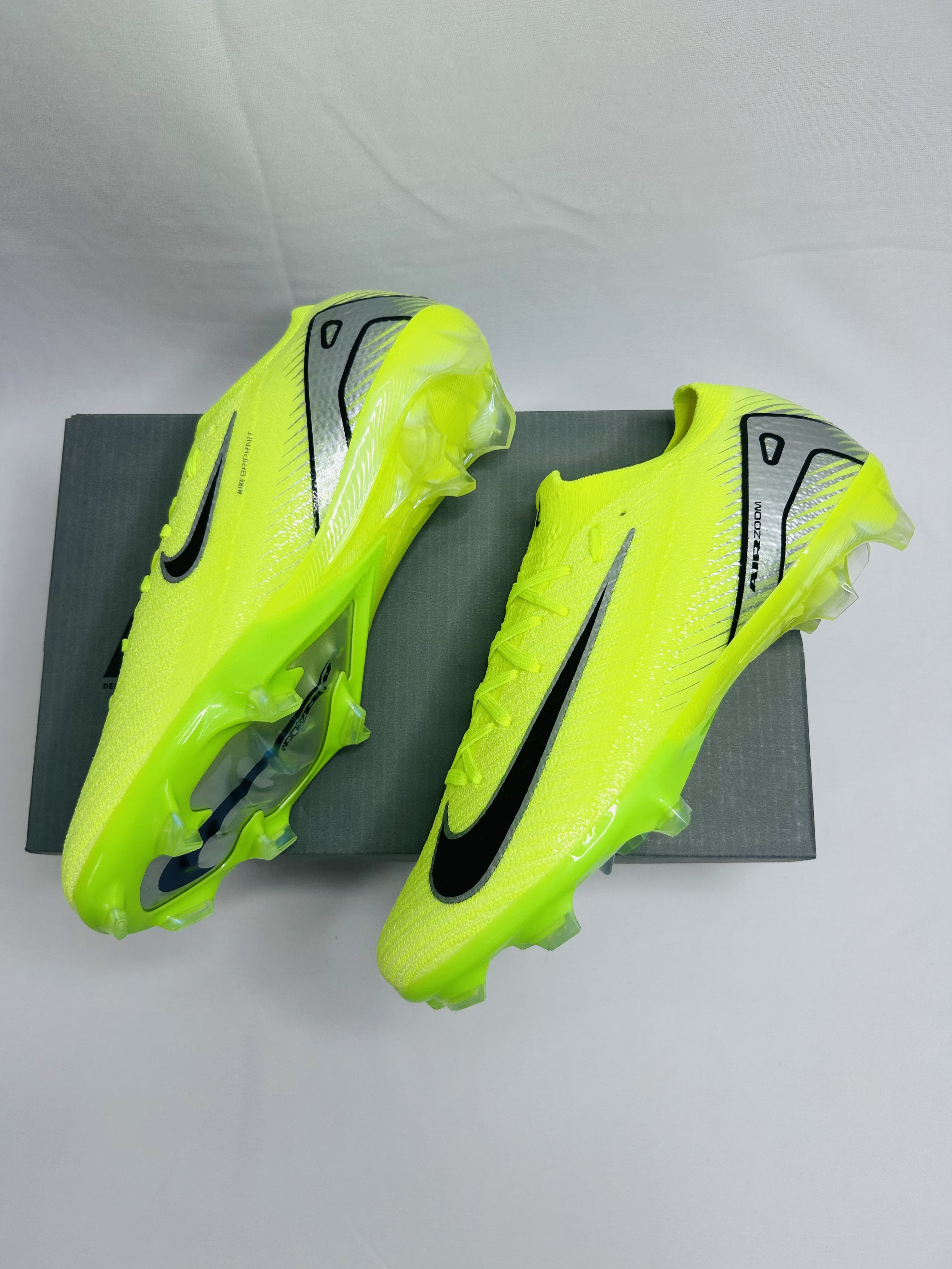 Mercurial vapor 16 Mad Voltage
