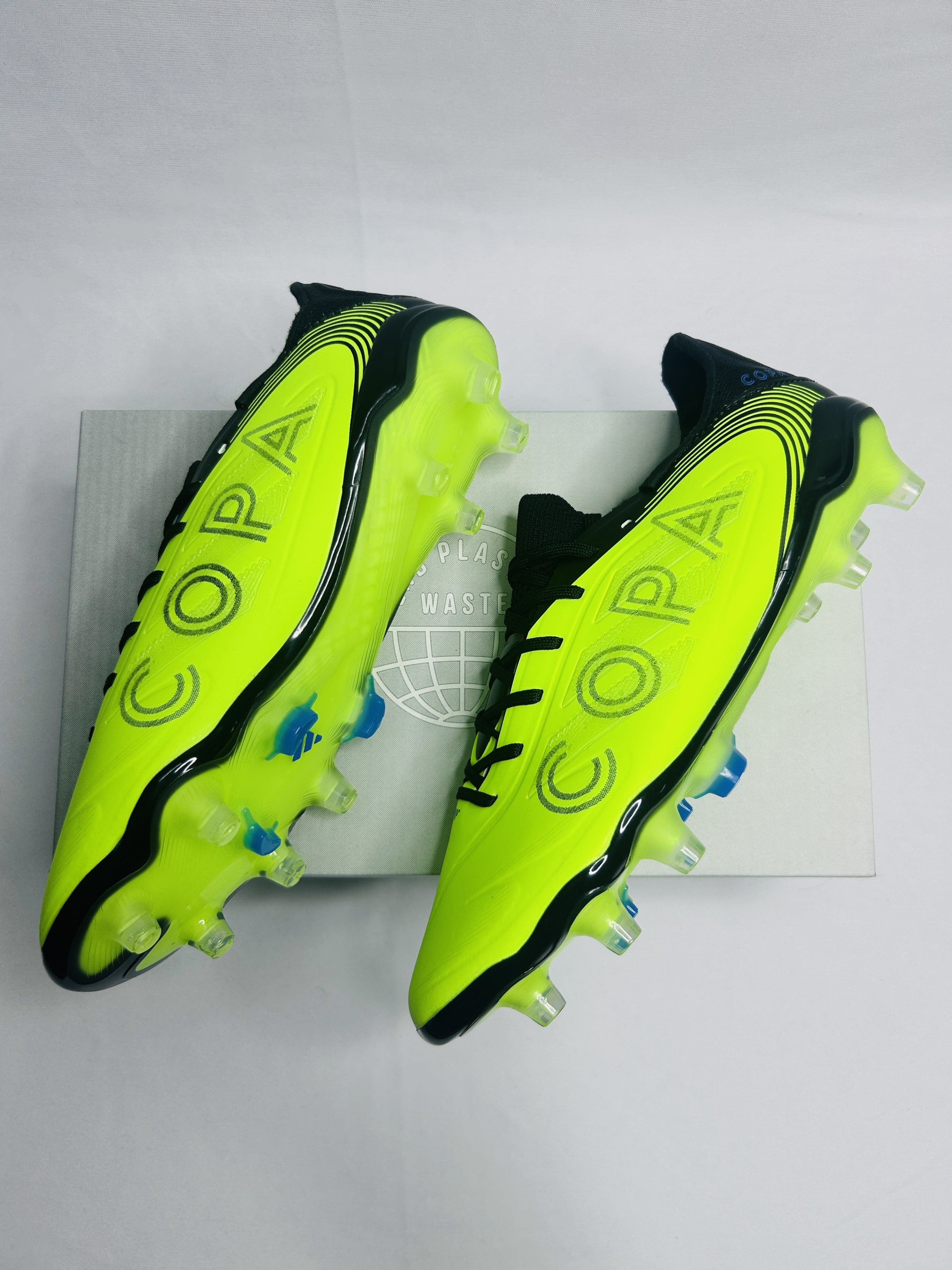 Copa Pure III Lucid Lemon Colourway