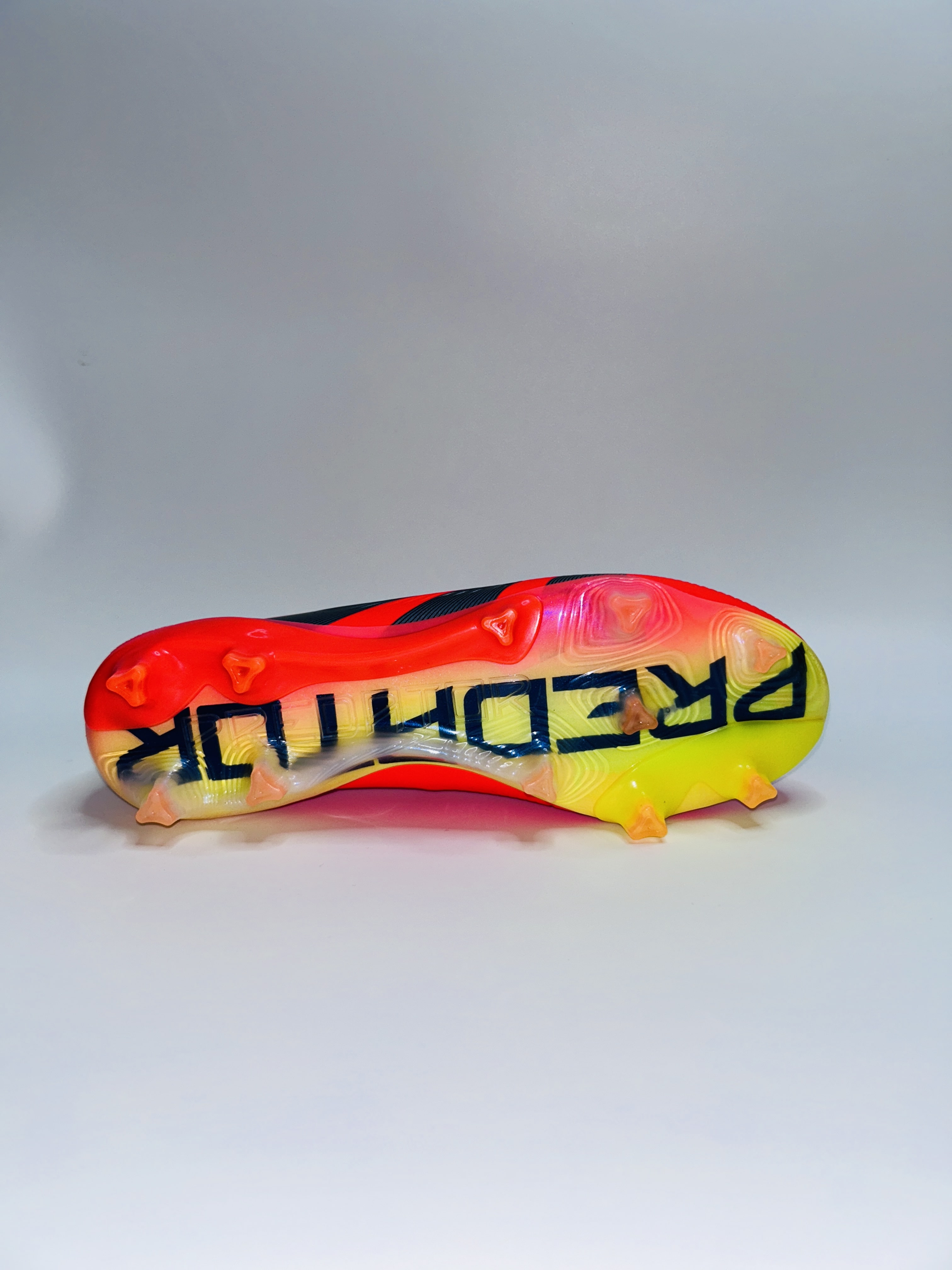 Predator 30 Solar Laceless