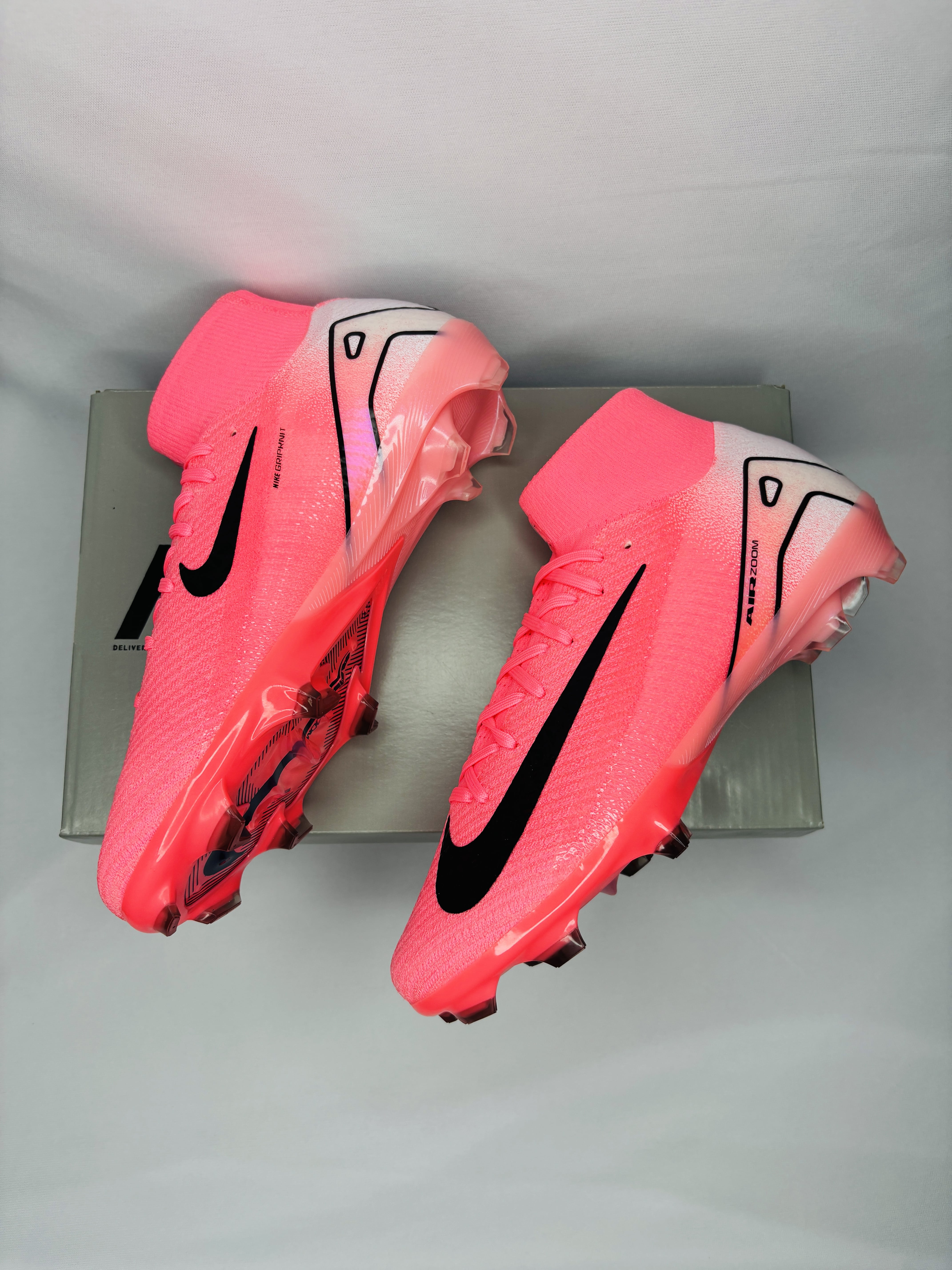 Mercurial Superfly 10 Light Pink Colourway