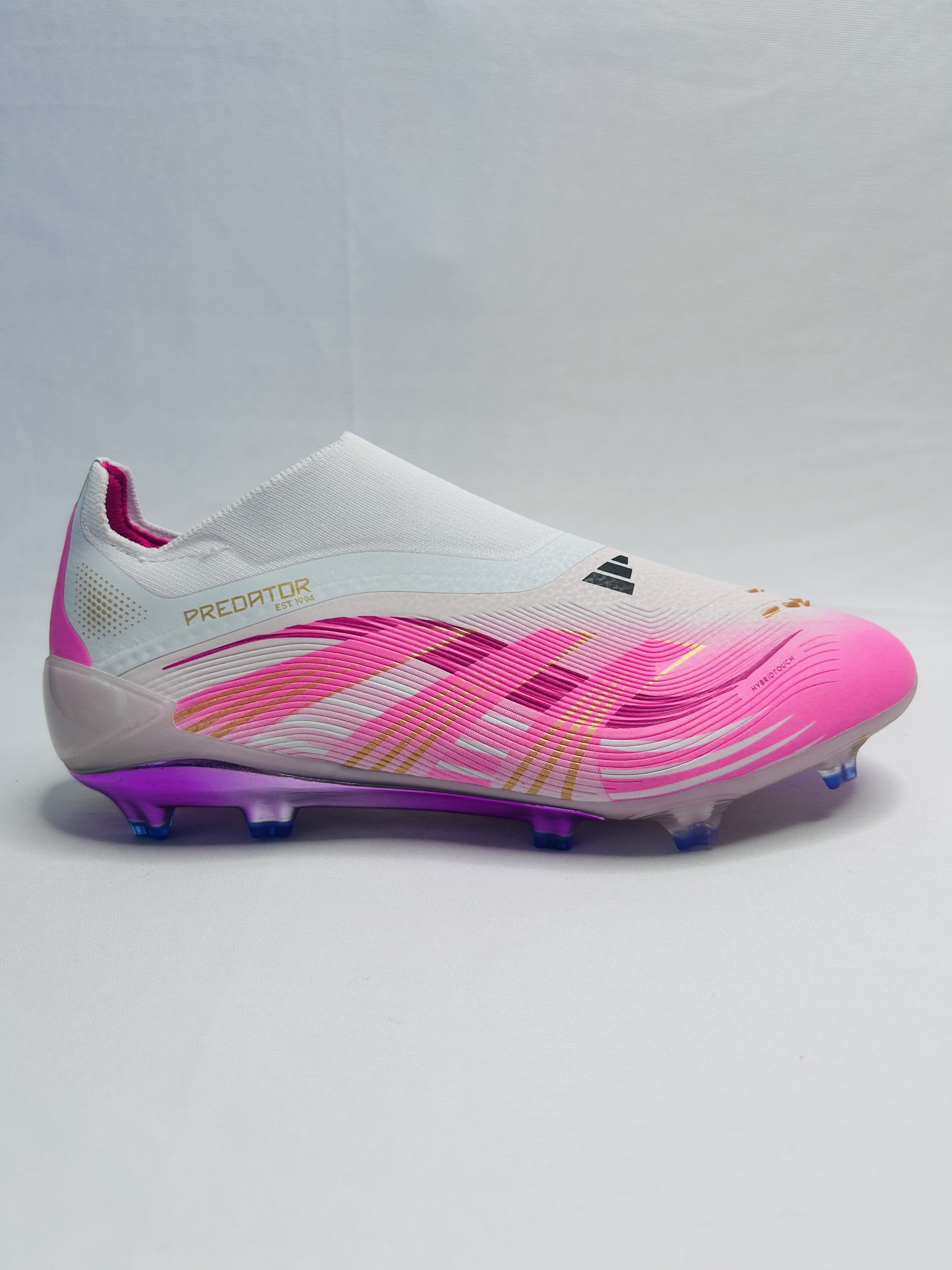Predator 30 White & Pink Colourway Laceless