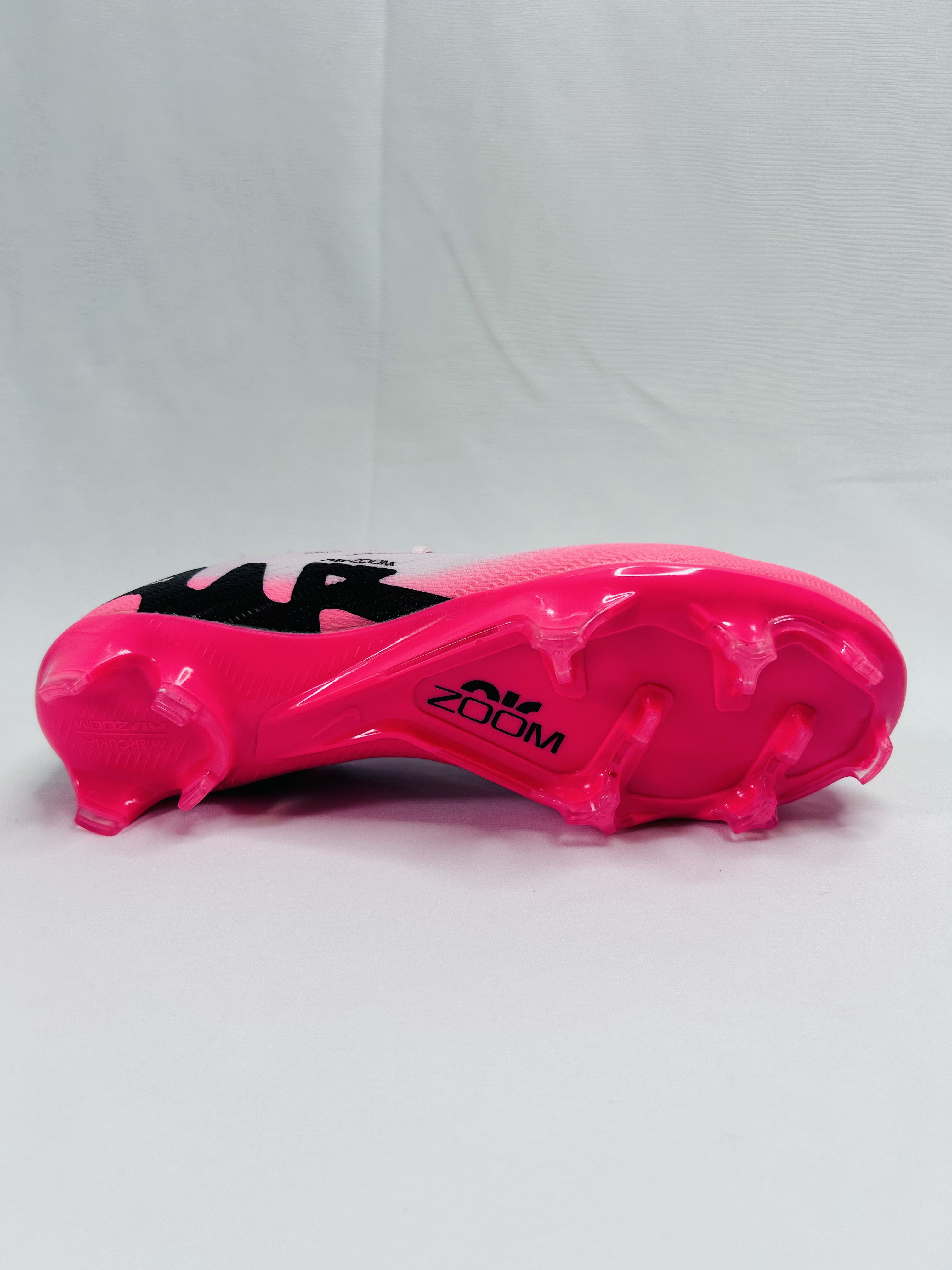 Mercurial Vapor 15 Mad Brilliance Pack