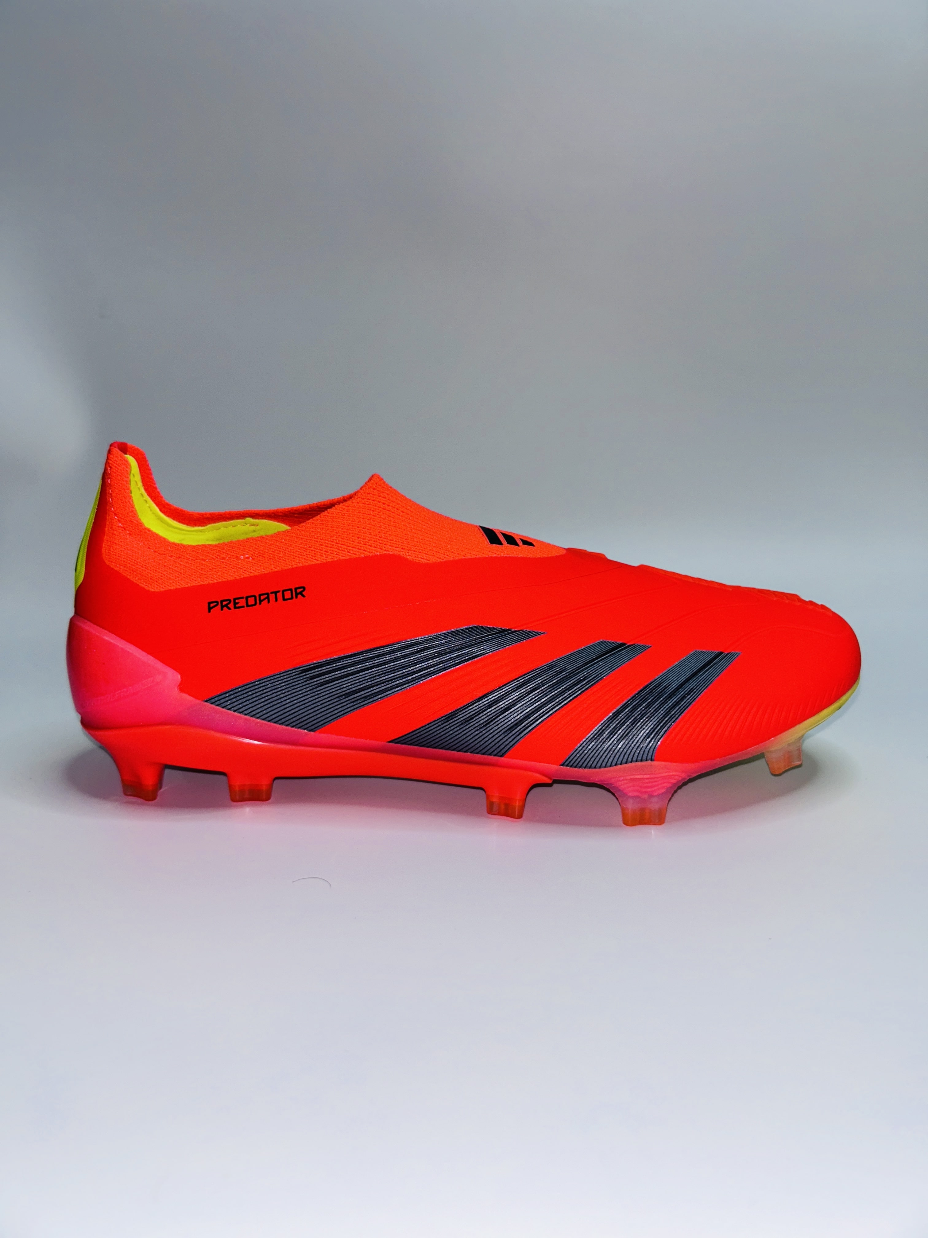 Predator 30 Solar Laceless