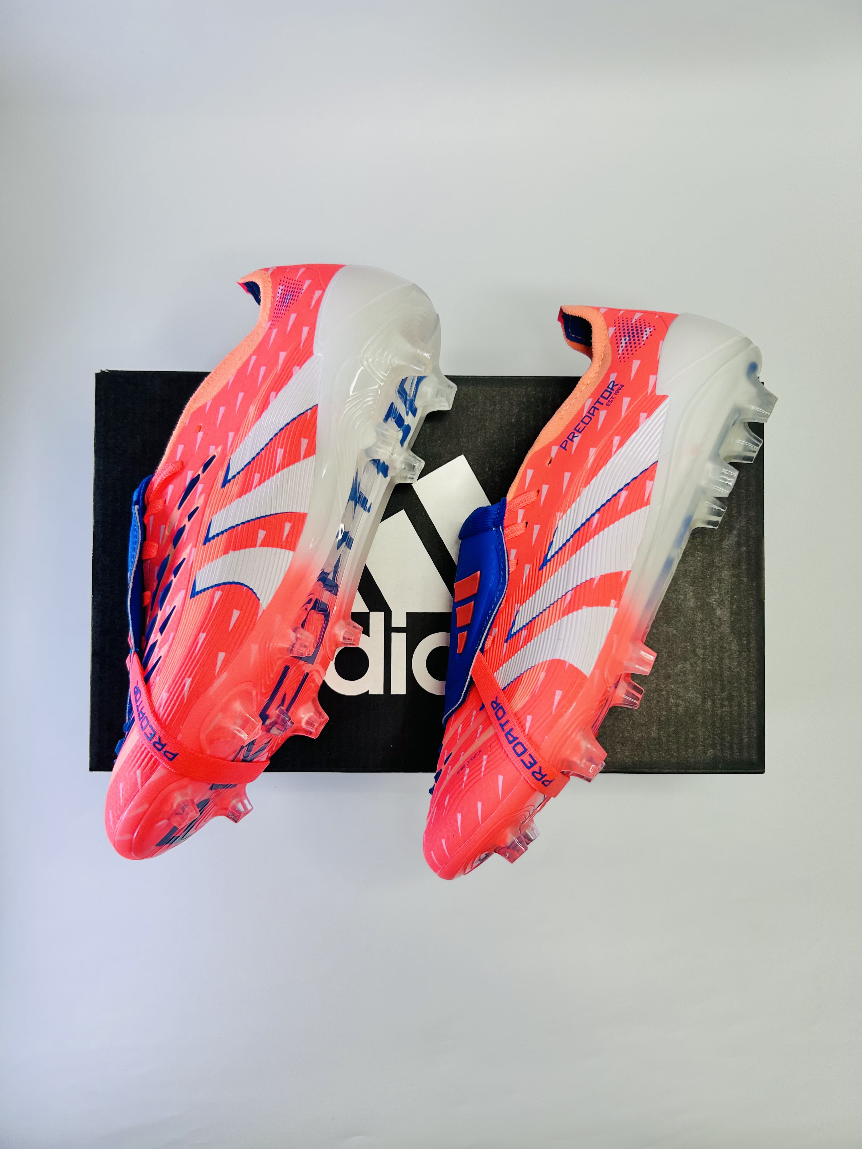 Predator 30 Coral Blaze