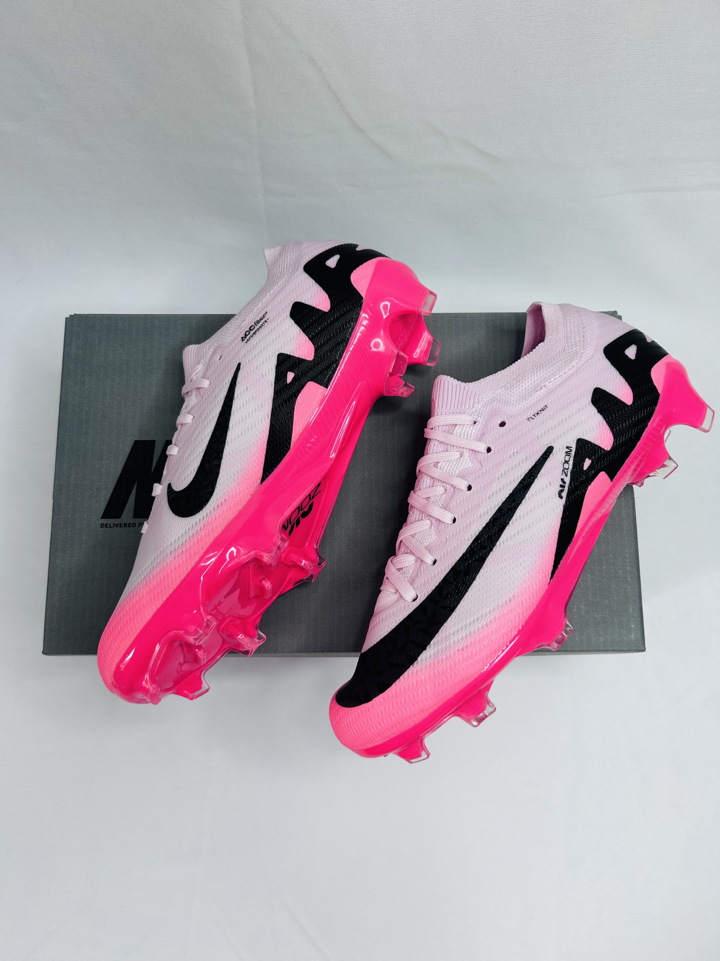 Mercurial Vapor 15 Mad Brilliance Pack