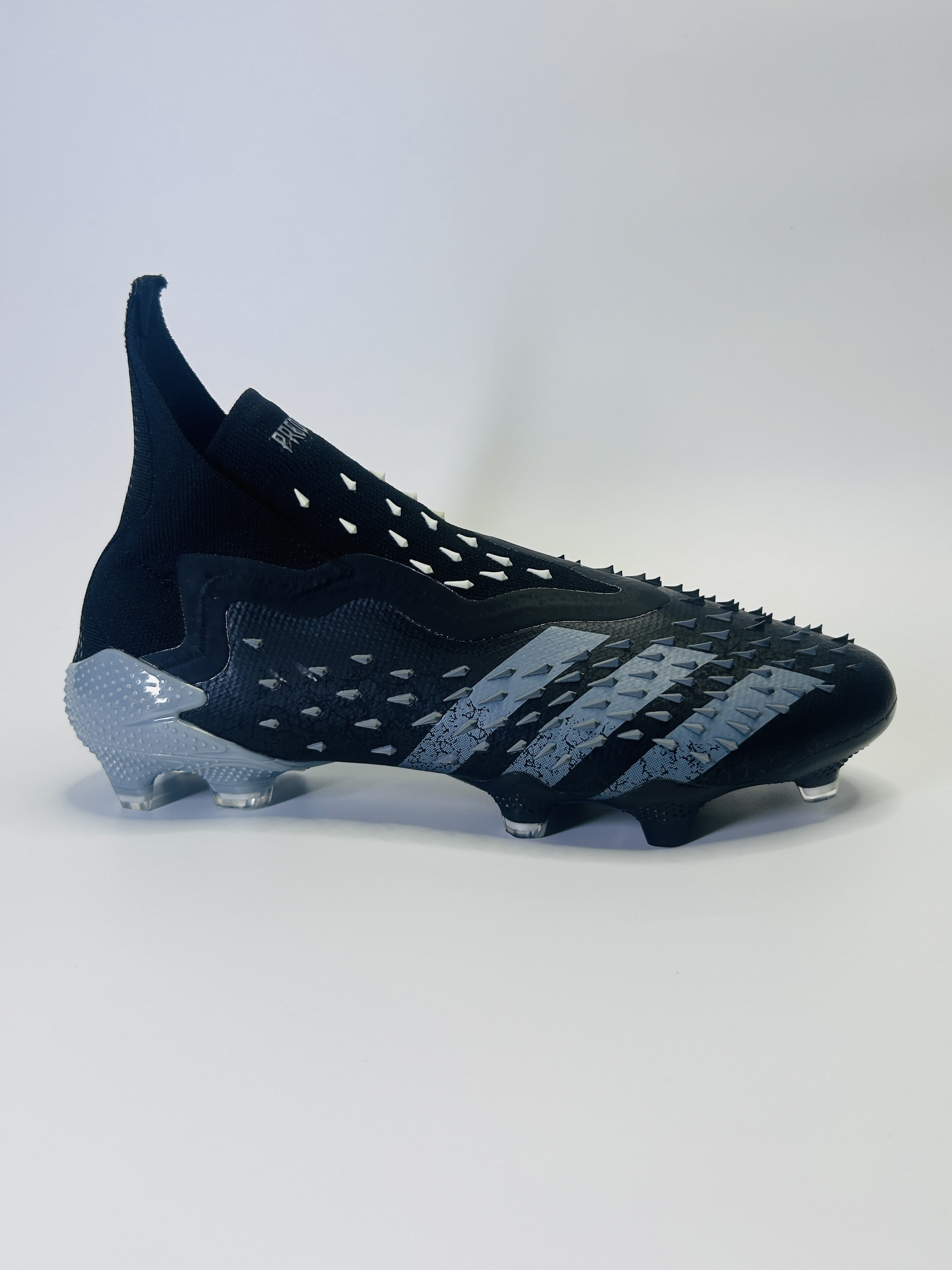 Predator Freak Supersteath Pack