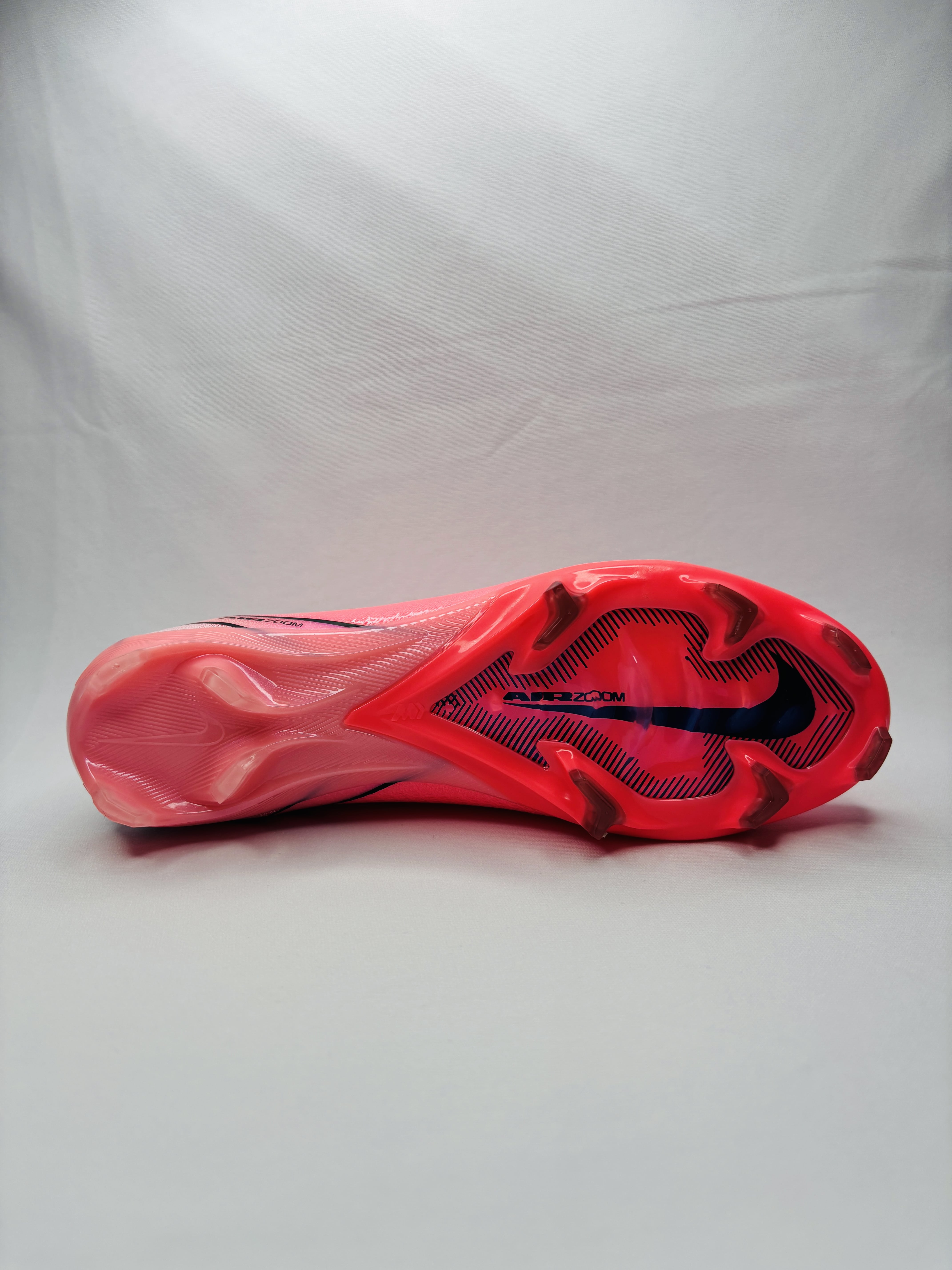 Mercurial Superfly 10 Light Pink Colourway