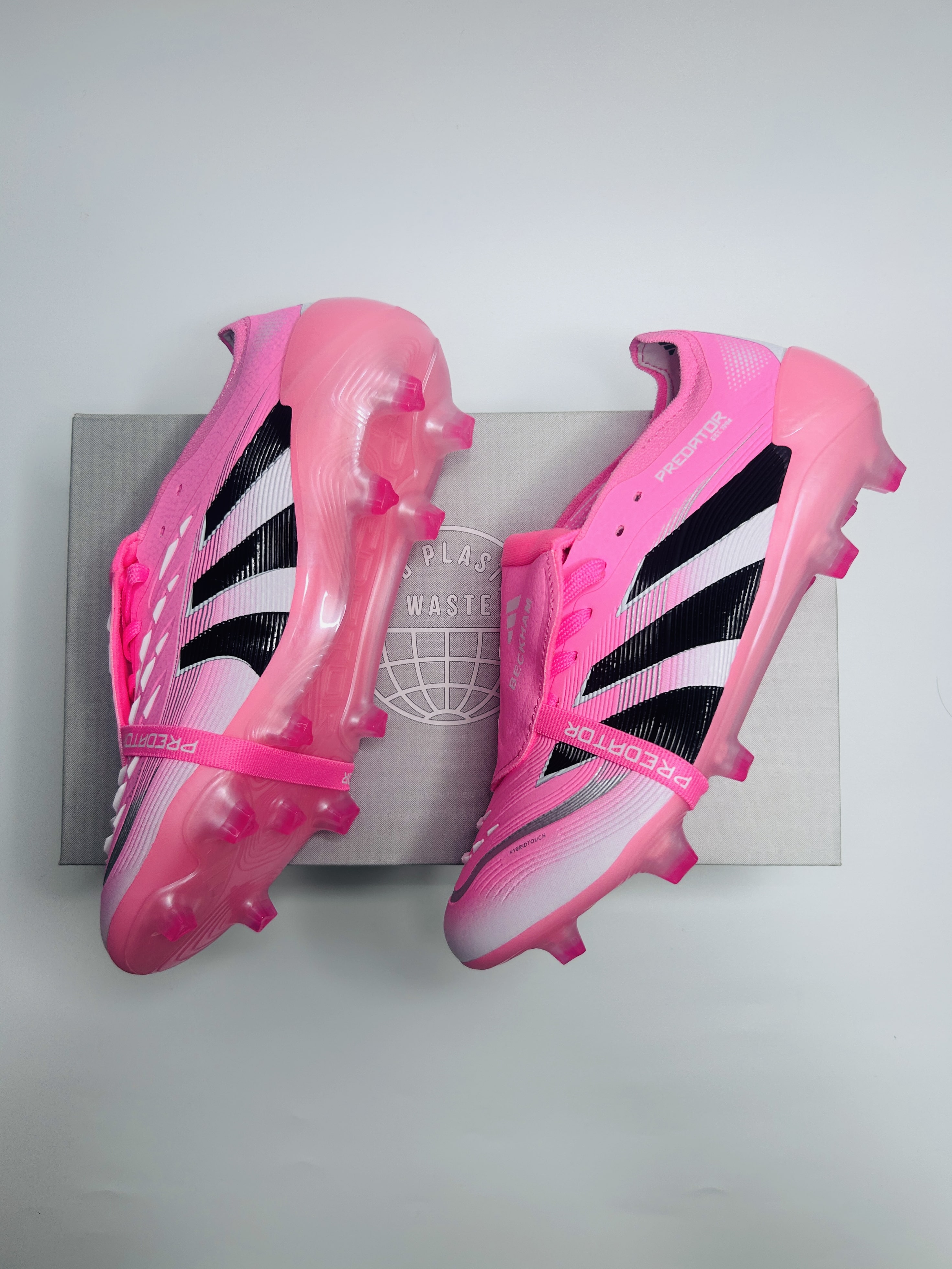 Predator 30 Beckham Pack