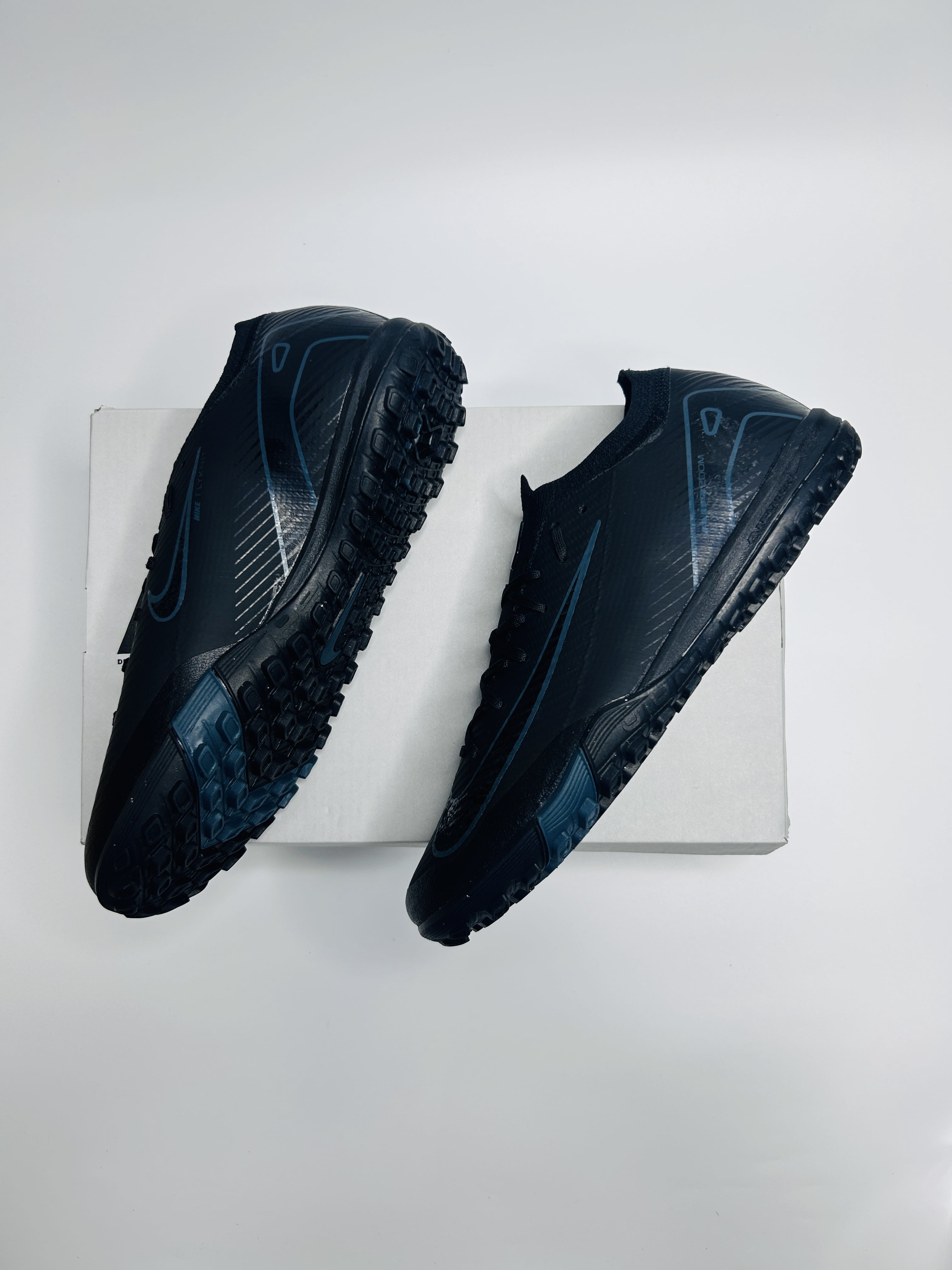 Mercurial Vapor 16 Stealth Black TF