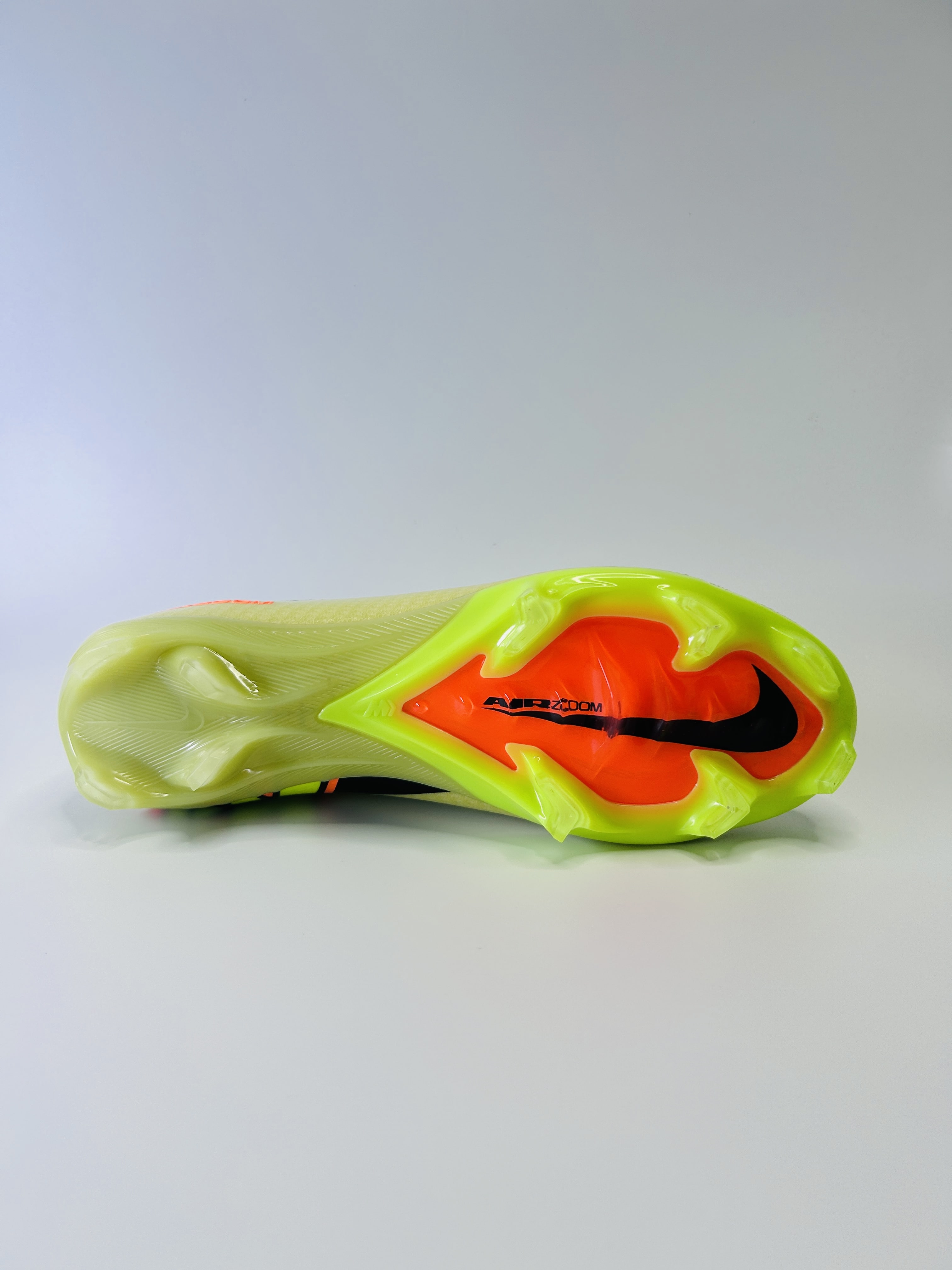 Mercurial Vapor 16 Max Voltage Pack