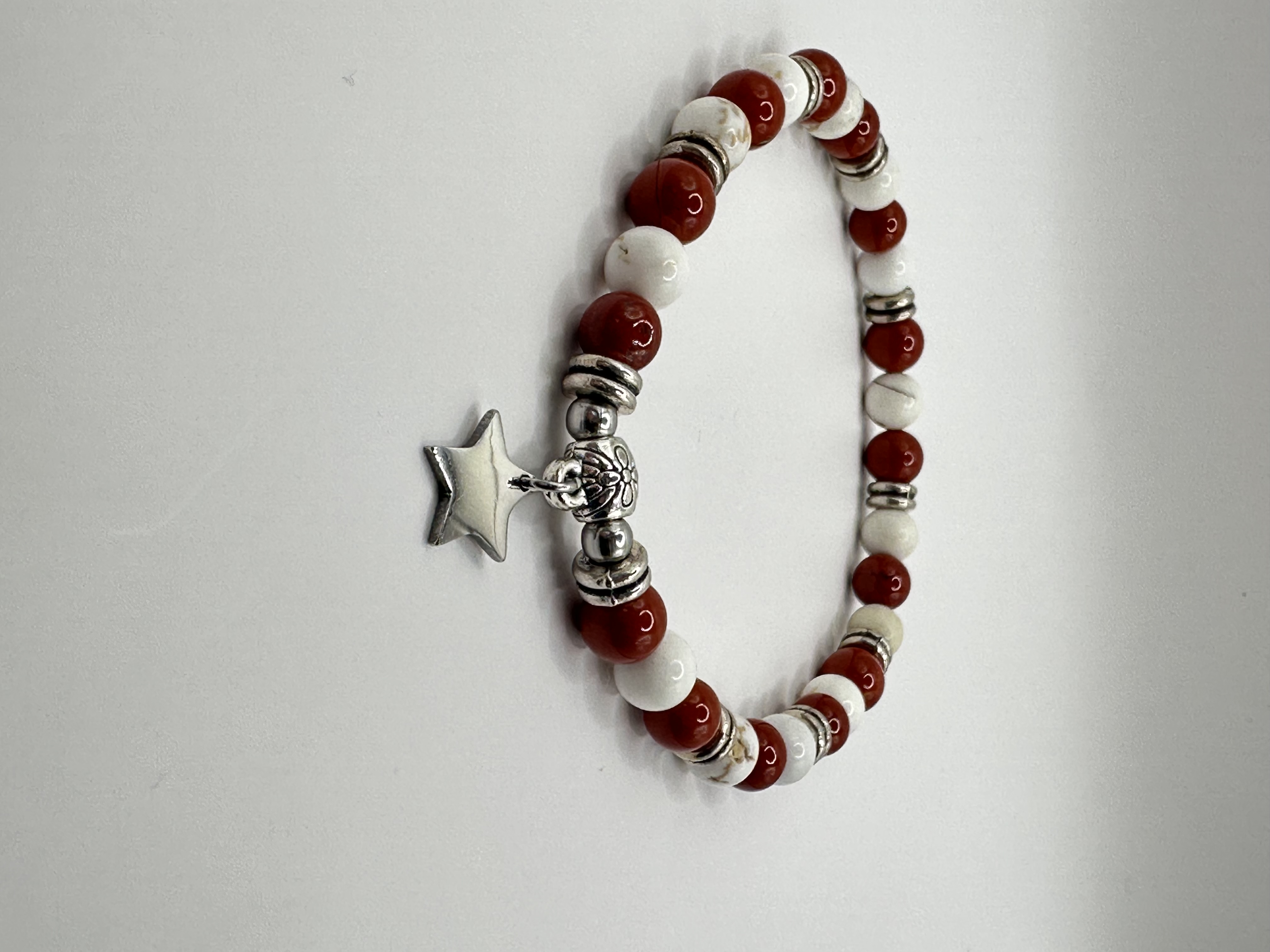 Bracelet jaspe rouge et magnésite