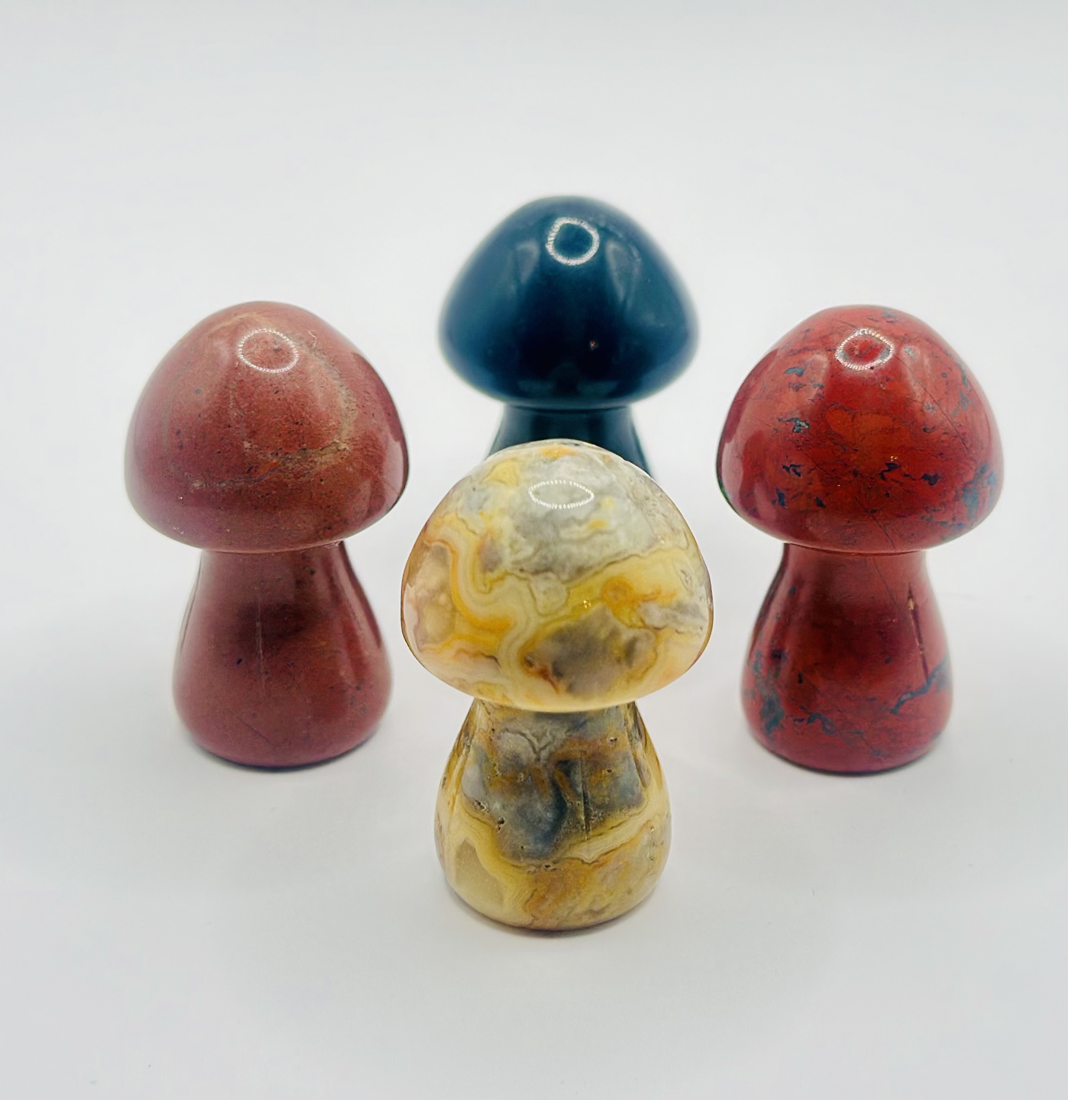 Lot de 4 petits champignons