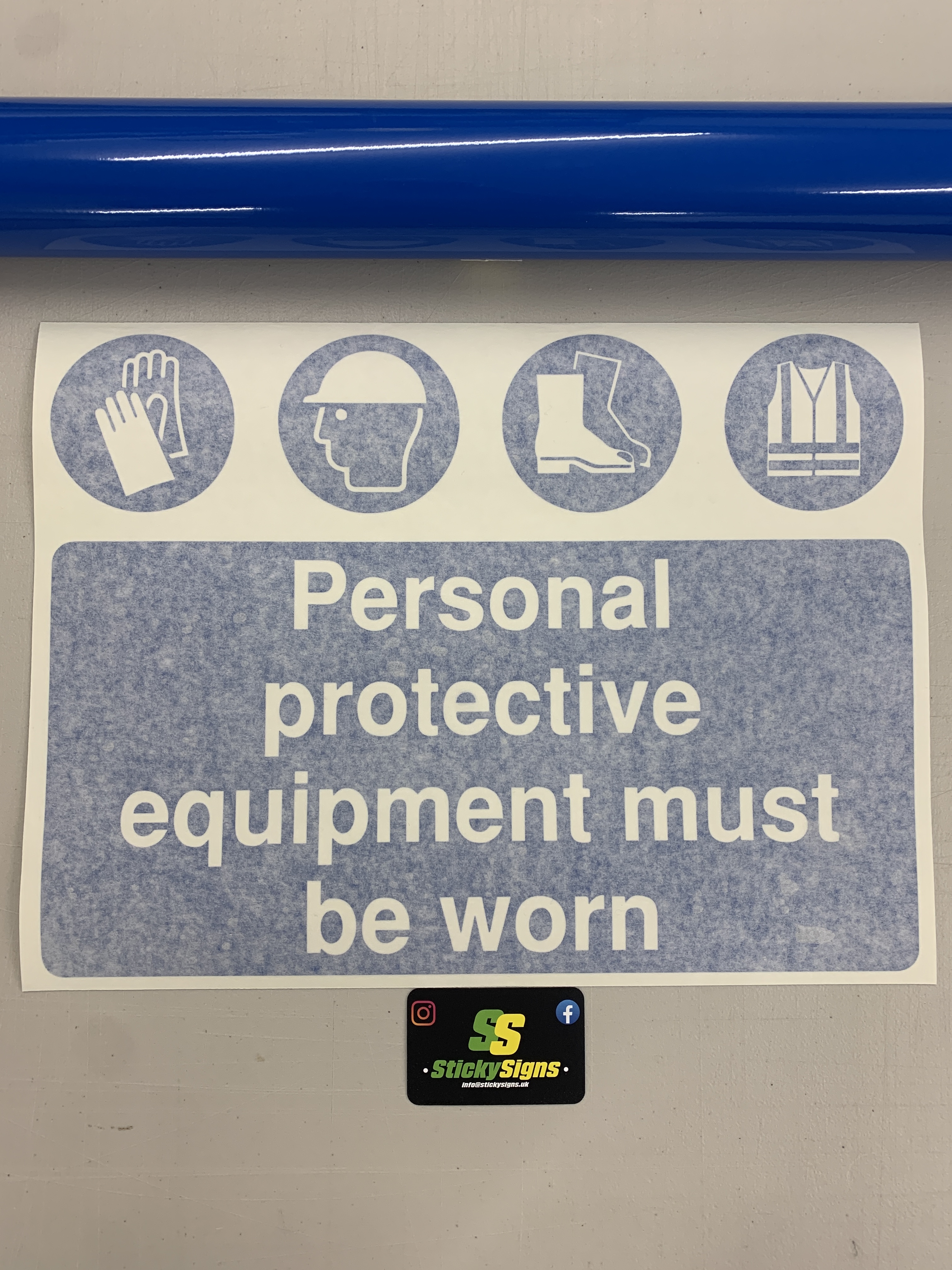 1x PPE Sign