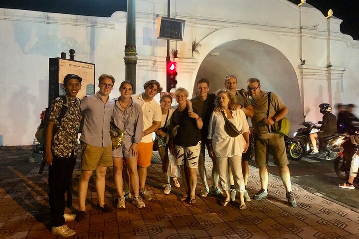 Yogyakarta: Night Culinary and Heritage Private Walking Tour
