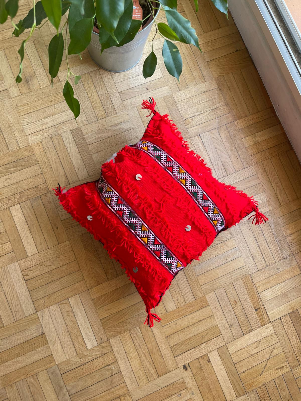 Coussin berbère rouge