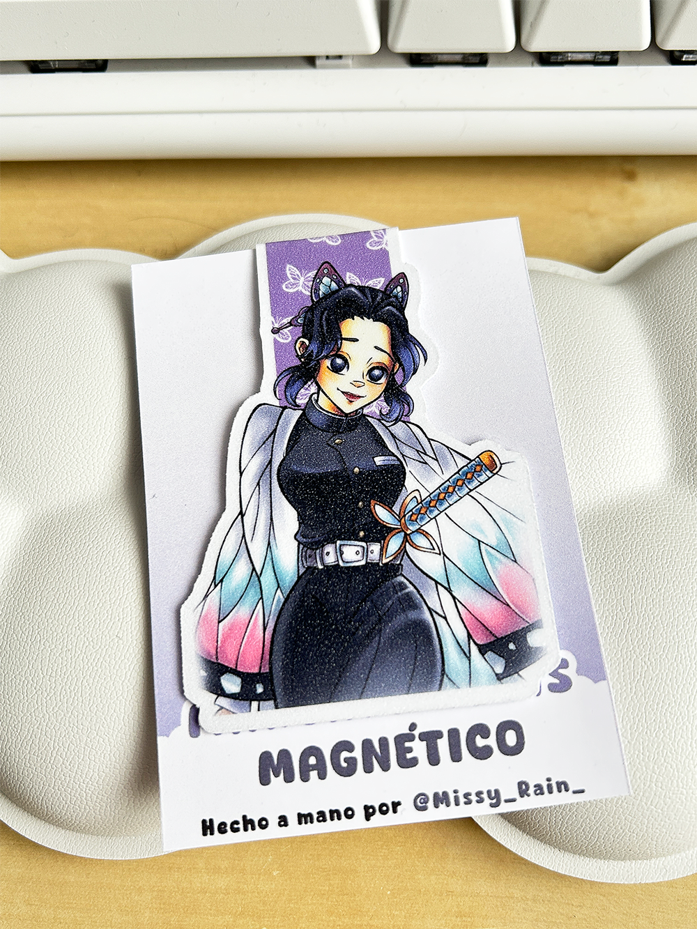 ✦ 𝗖𝗵𝗶𝗰𝗮𝘀 𝗗𝗲𝗺𝗼𝗻 𝗦𝗹𝗮𝘆𝗲𝗿 𝗚𝗹𝗶𝘁𝘁𝗲𝗿 ✦ marcapáginas magnéticos