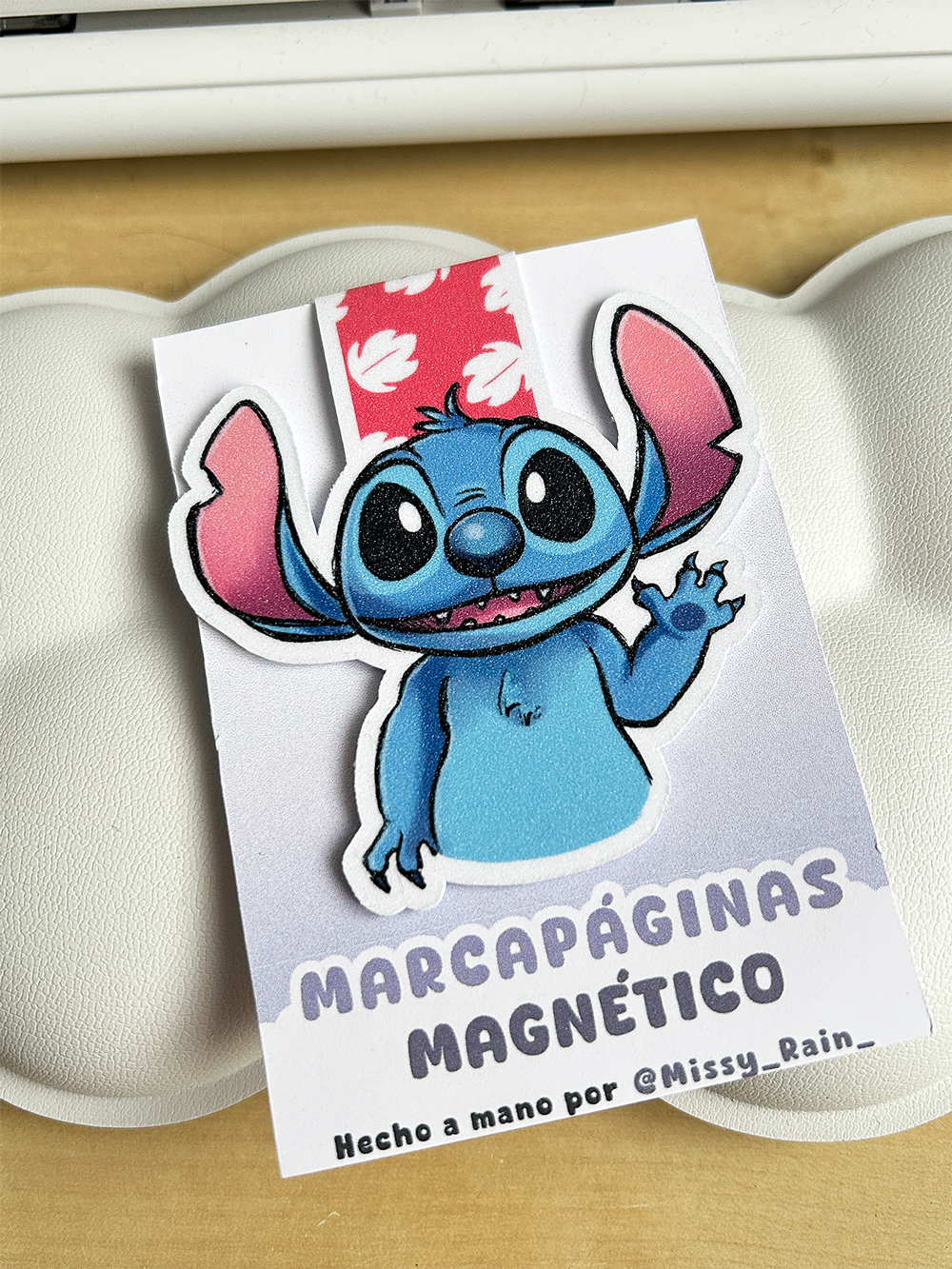 ✦ 𝗦𝘁𝗶𝘁𝗰𝗵 𝗚𝗹𝗶𝘁𝘁𝗲𝗿 ✦ marcapáginas magnéticos
