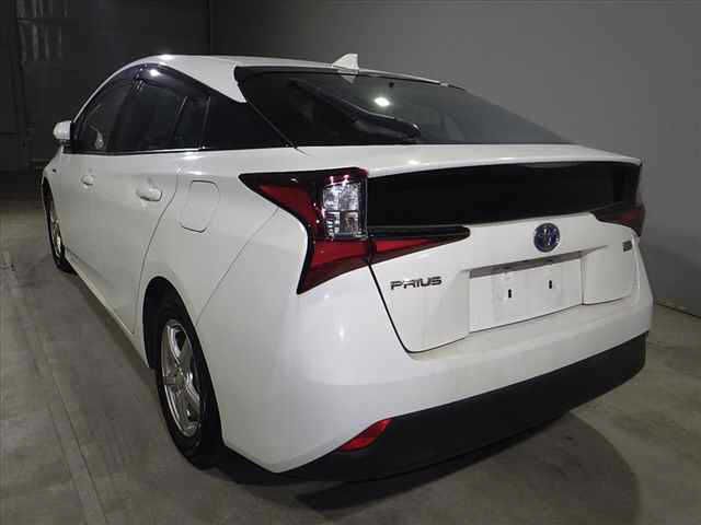 2020 Toyota Prius 