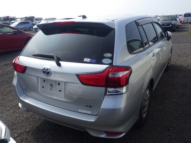 2020 Toyota Fielder Hybrid