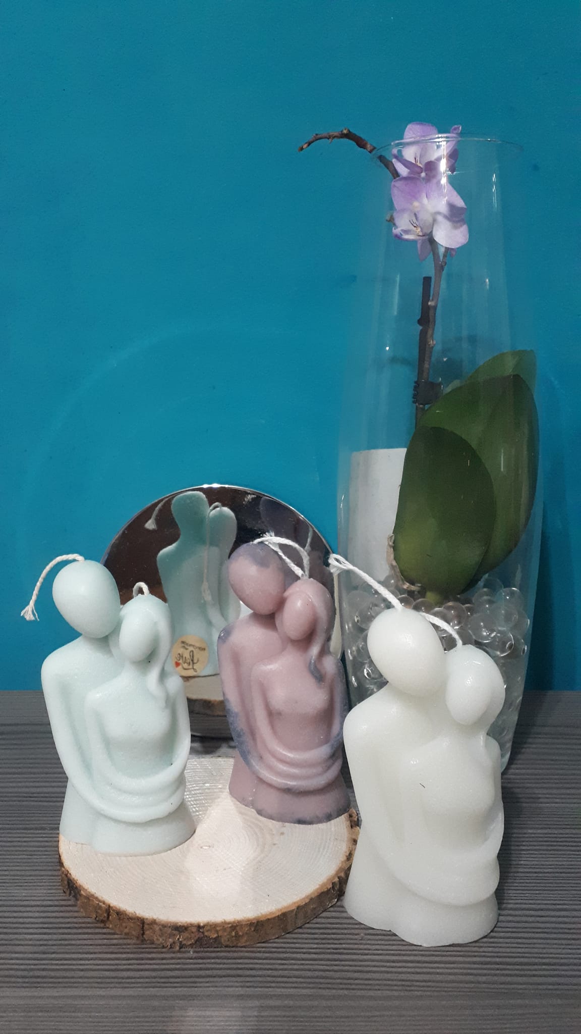 Kerzen im Liebespaar-Motiv