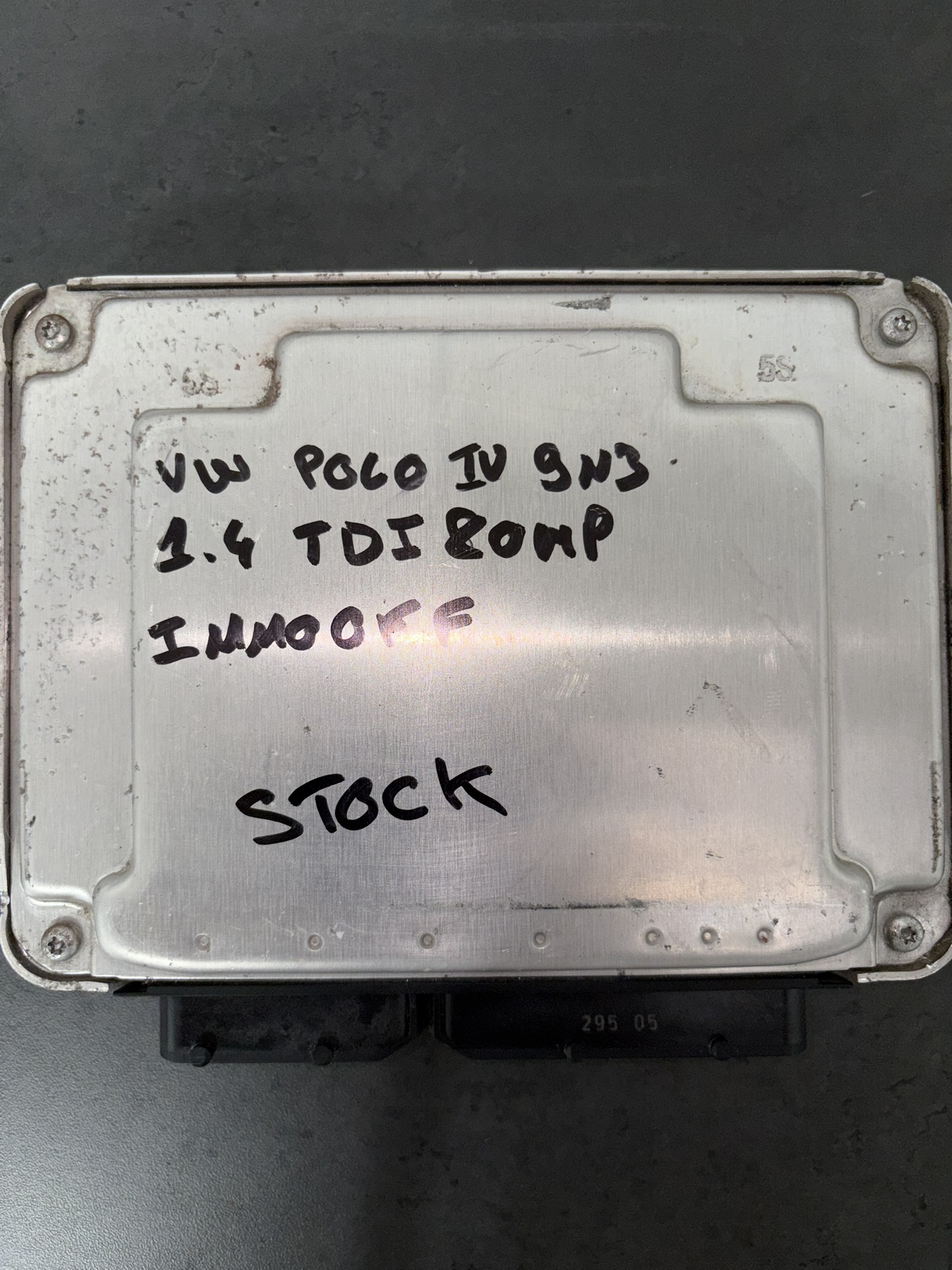 ECU 045906019CA 0281012195 EDC15P+ IMMO OFF