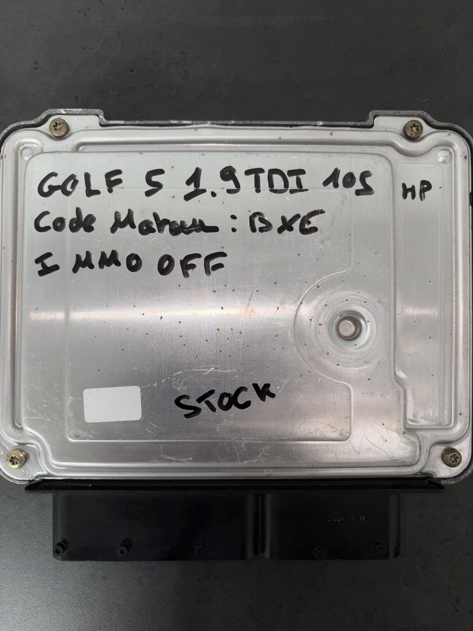 ECU 03G906021KQ 0281013233 EDC16U34 IMMO OFF