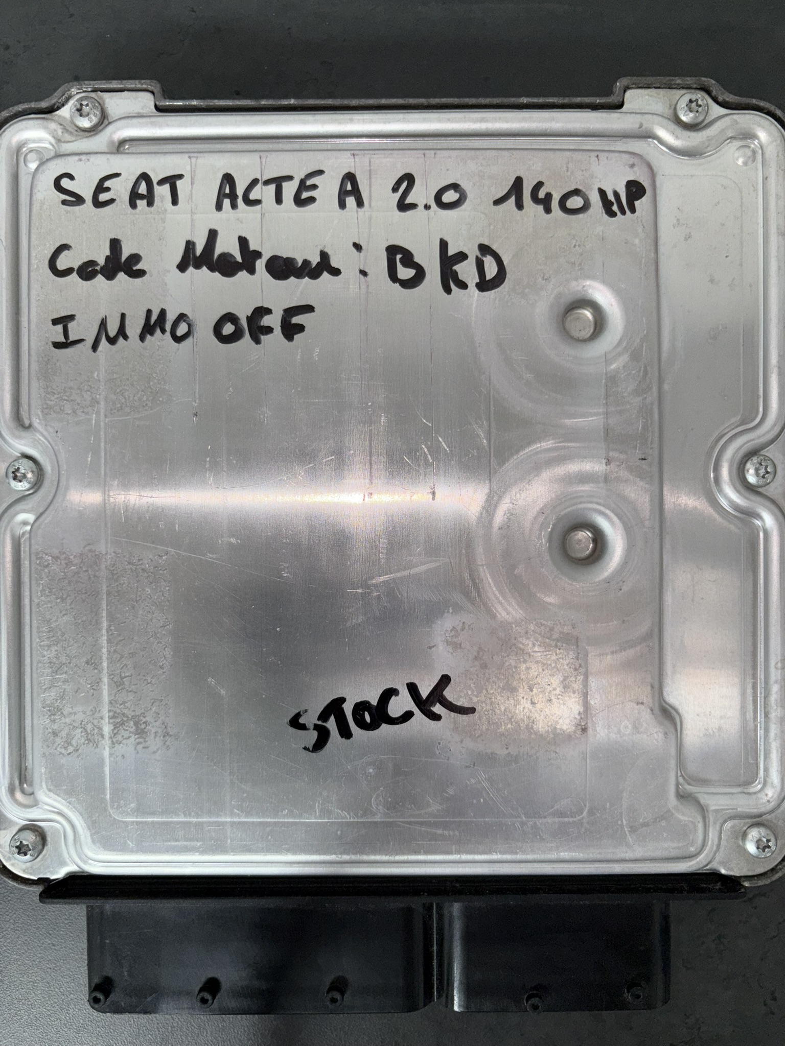 ECU 03G906016FH 0281011909 EDC16U1 IMMO OFF