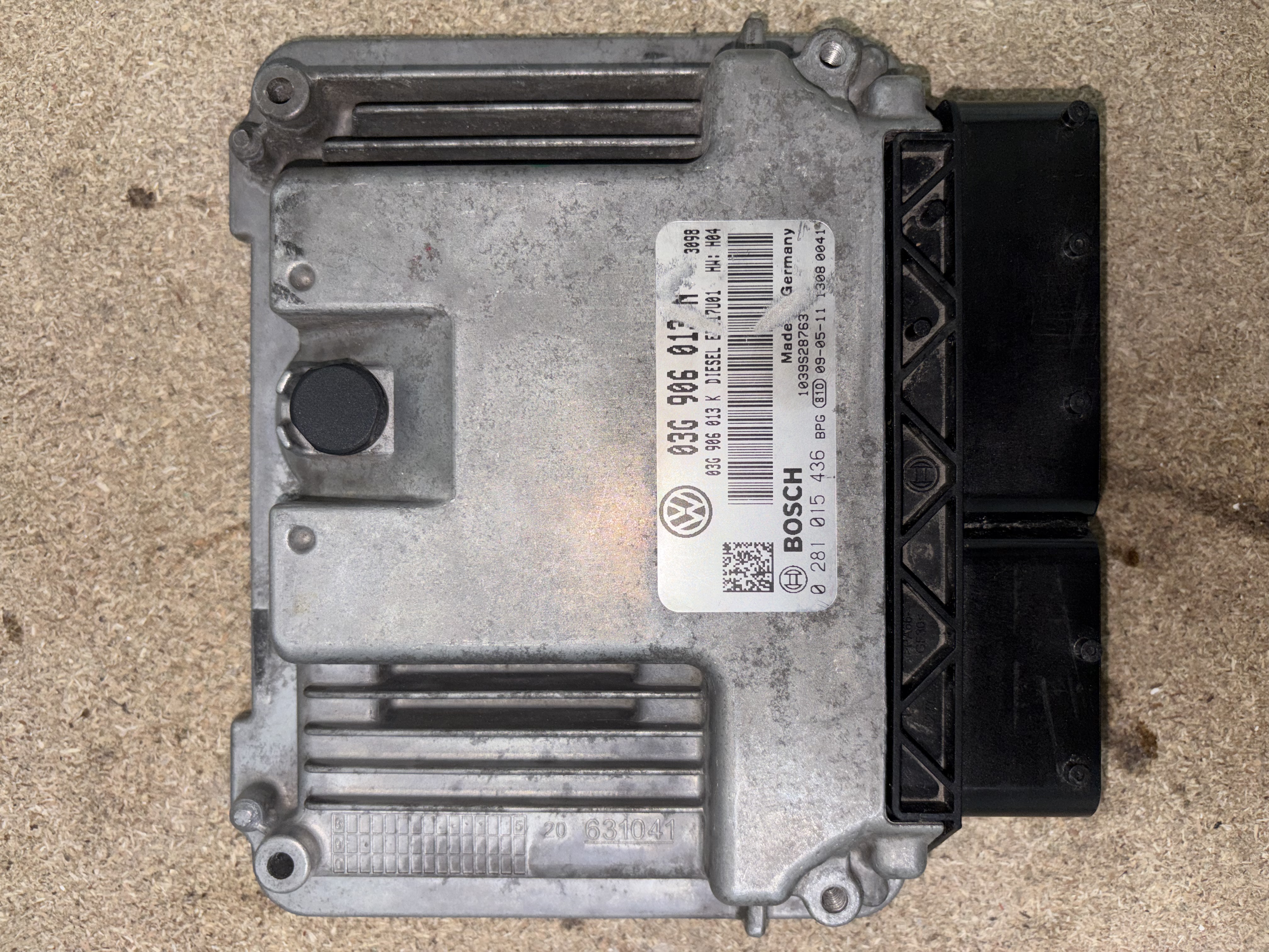 ECU 03G906013N 0281015436 EDC17U01 – IMMO OFF