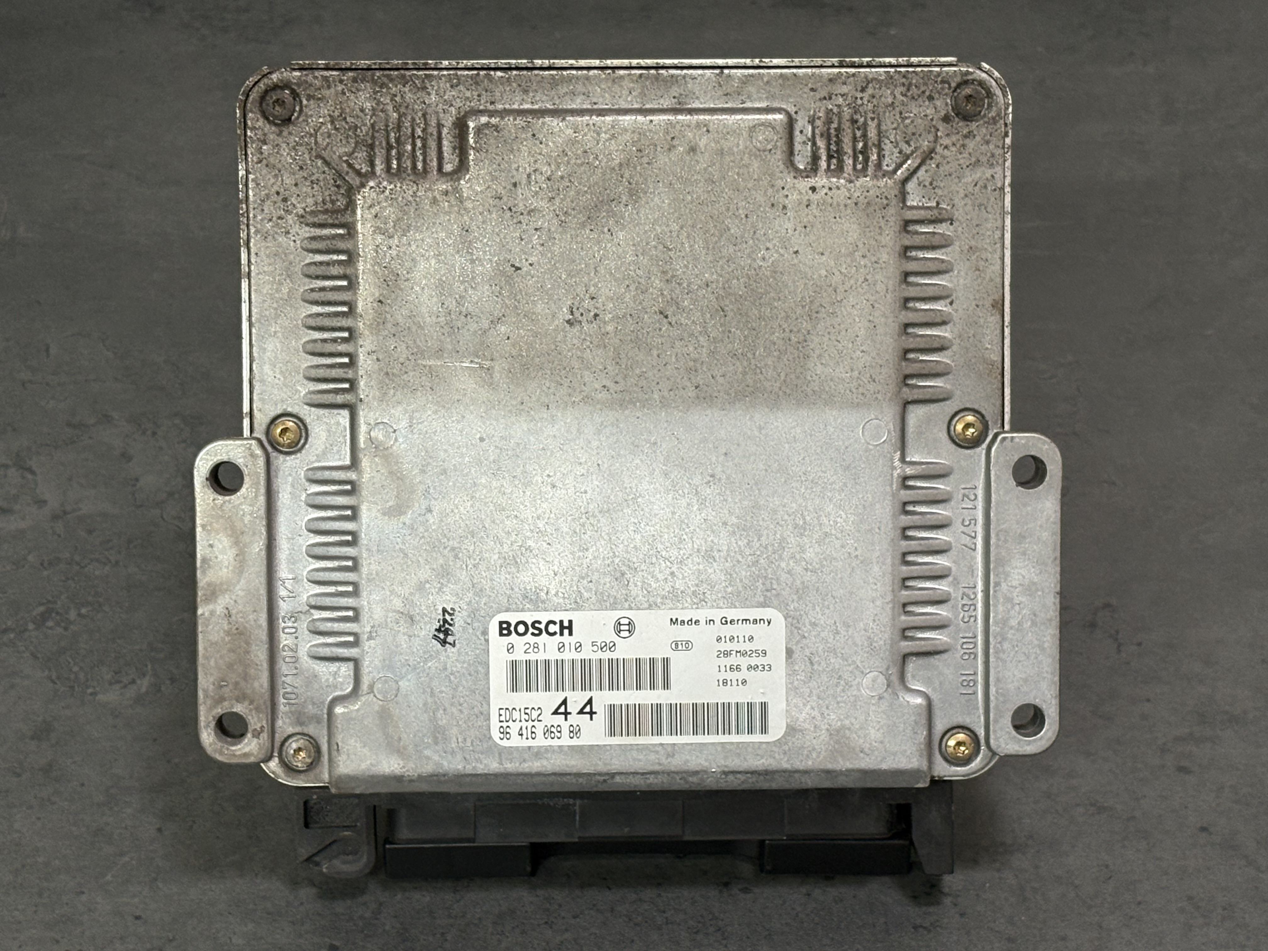 Immo Off Bosch EDC15C2 : Suppression Antidémarrage PSA (2.0 & 2.2 HDI - 1 & 3 Broches)