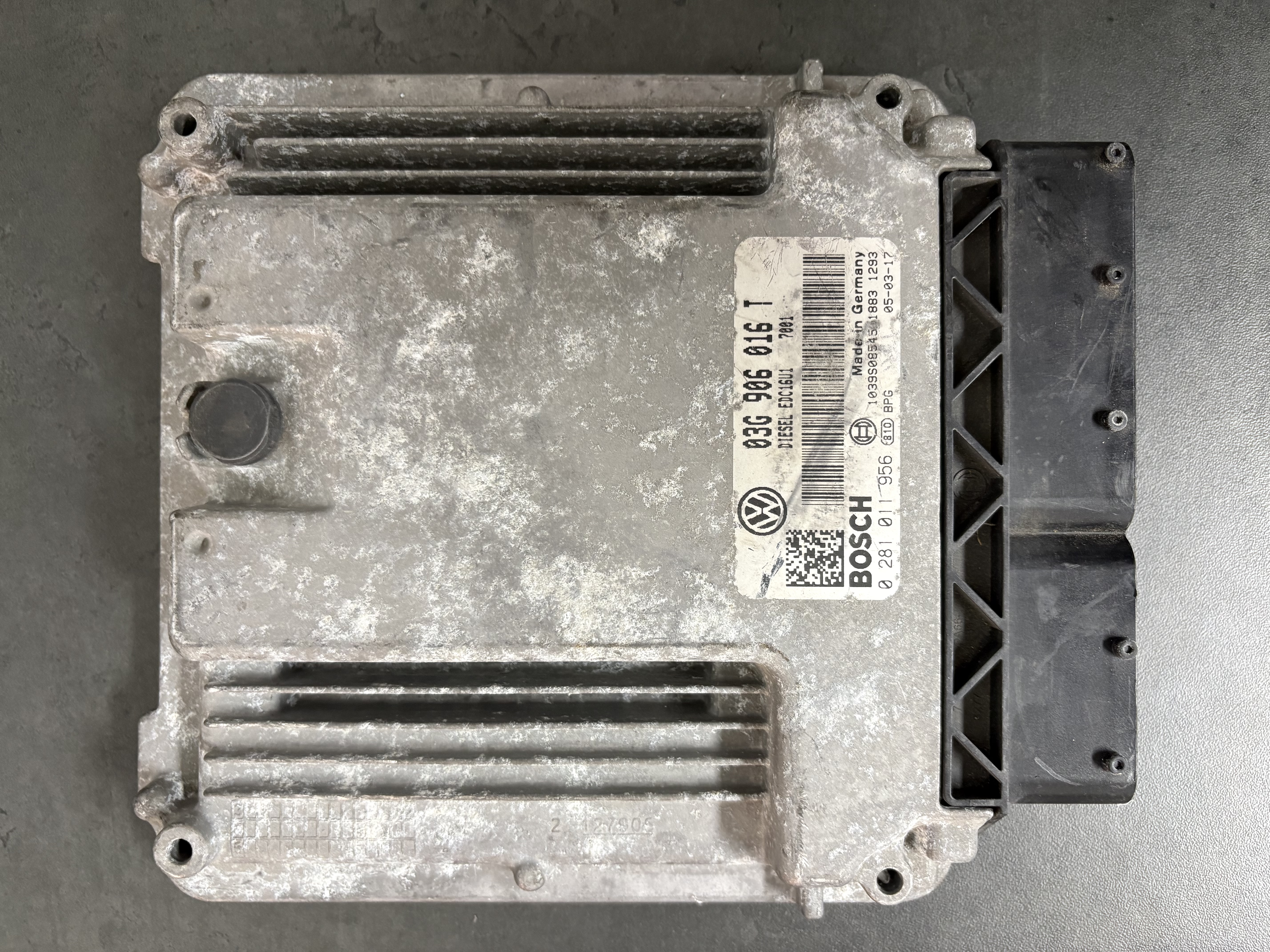 ECU 03G906016T 0281011956 EDC16U1 – IMMO OFF