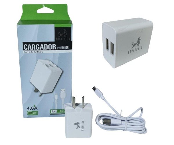 Cargador Royalcell V8 4.8A + 2 salidas usb + cable desmontable