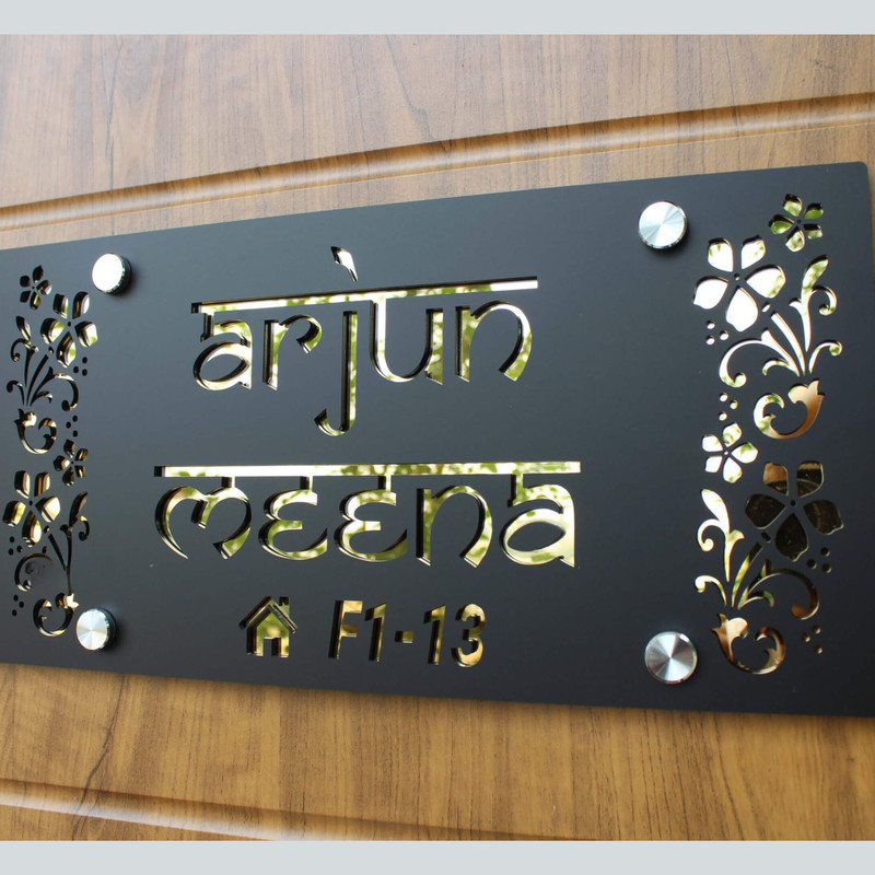 Custom RetroVesta 6x12 Acrylic Nameplate – Perfect for Personalizing Any Space