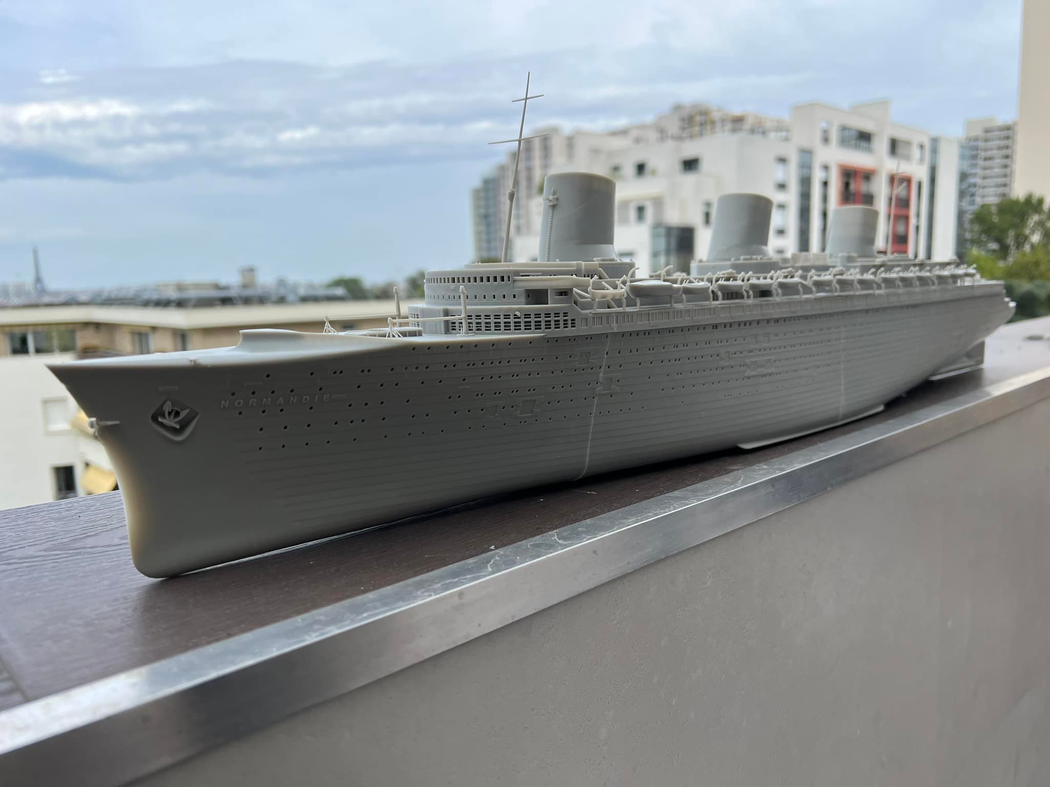 SS Normandie (1935) ocean liner model kit