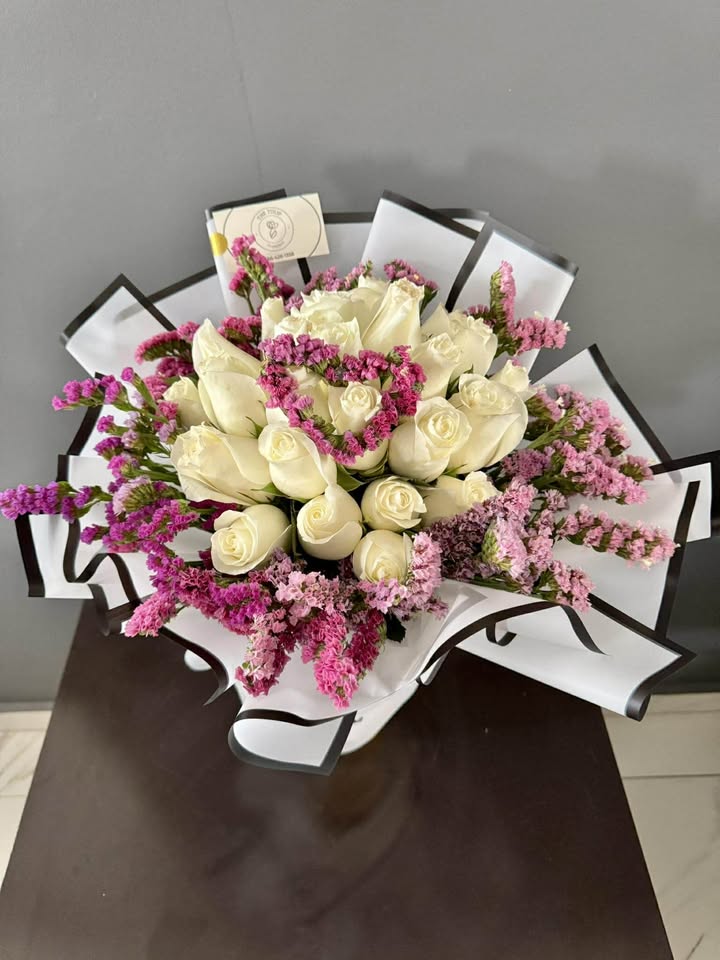 24 rosas con corazón