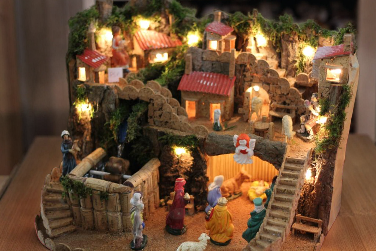 Belén de lana tejido a mano