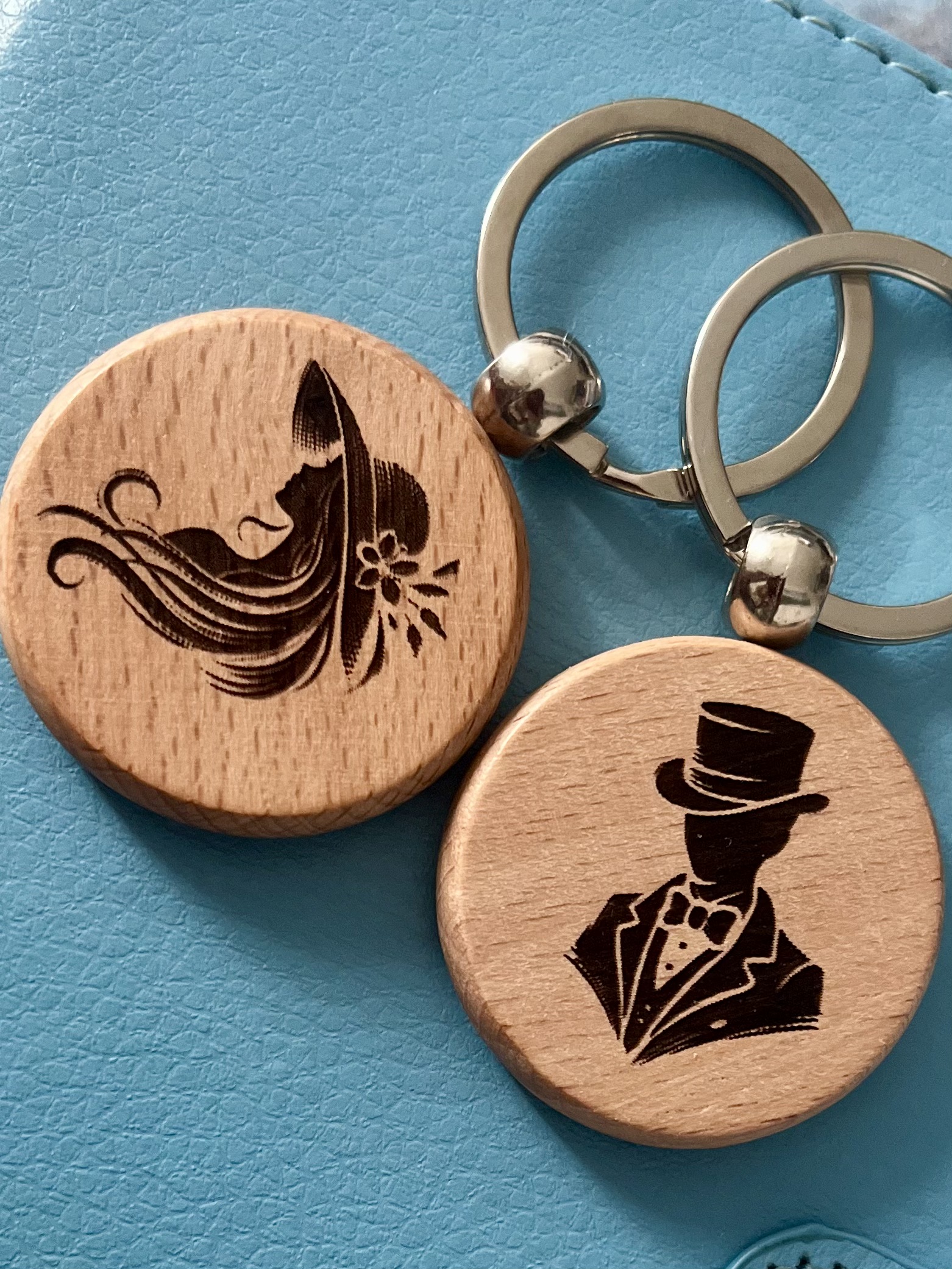 Porte-clé bois Rond gravé - personnalisable