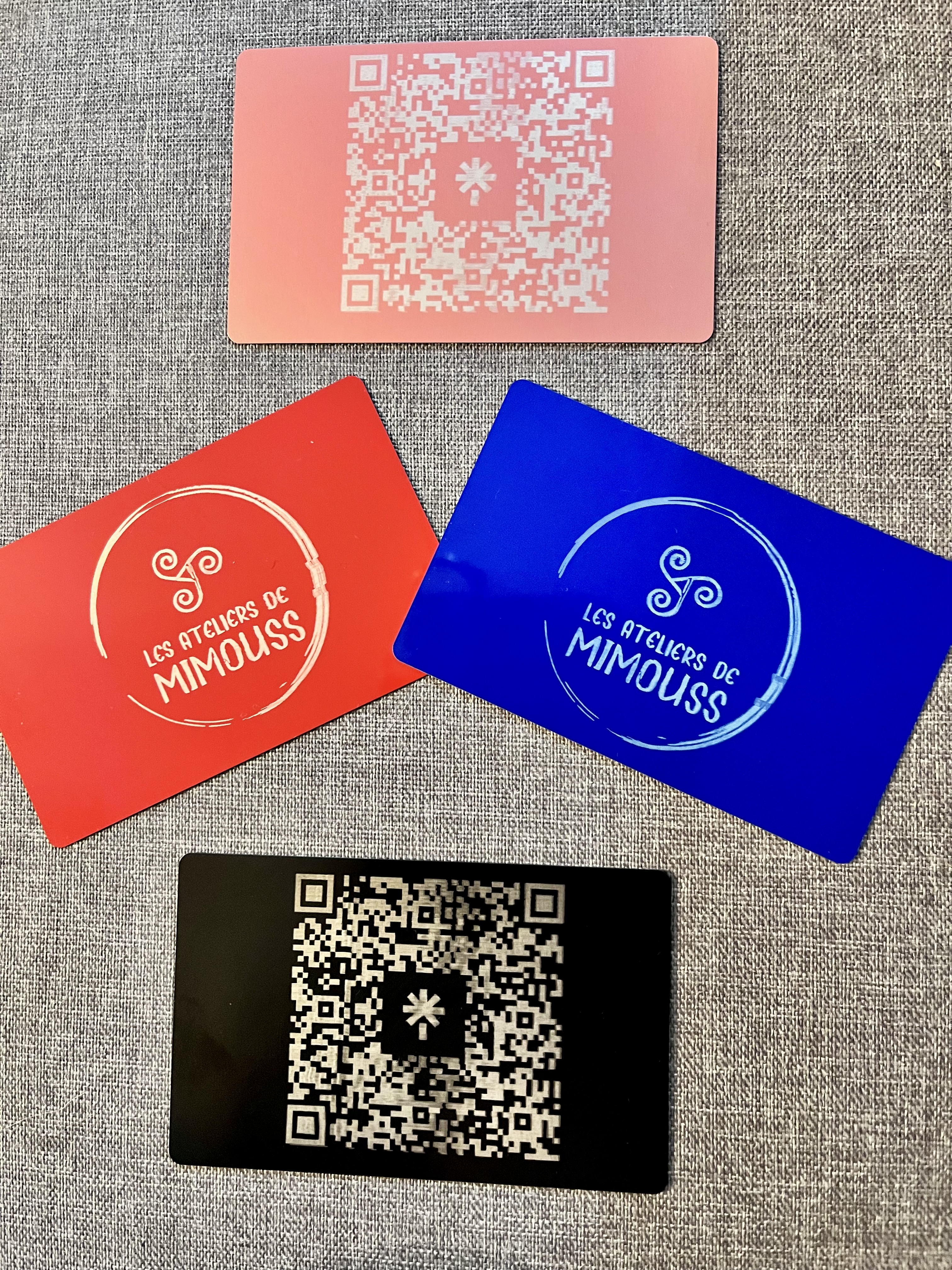 Carte métal gravée - à personnaliser - Lot de 10