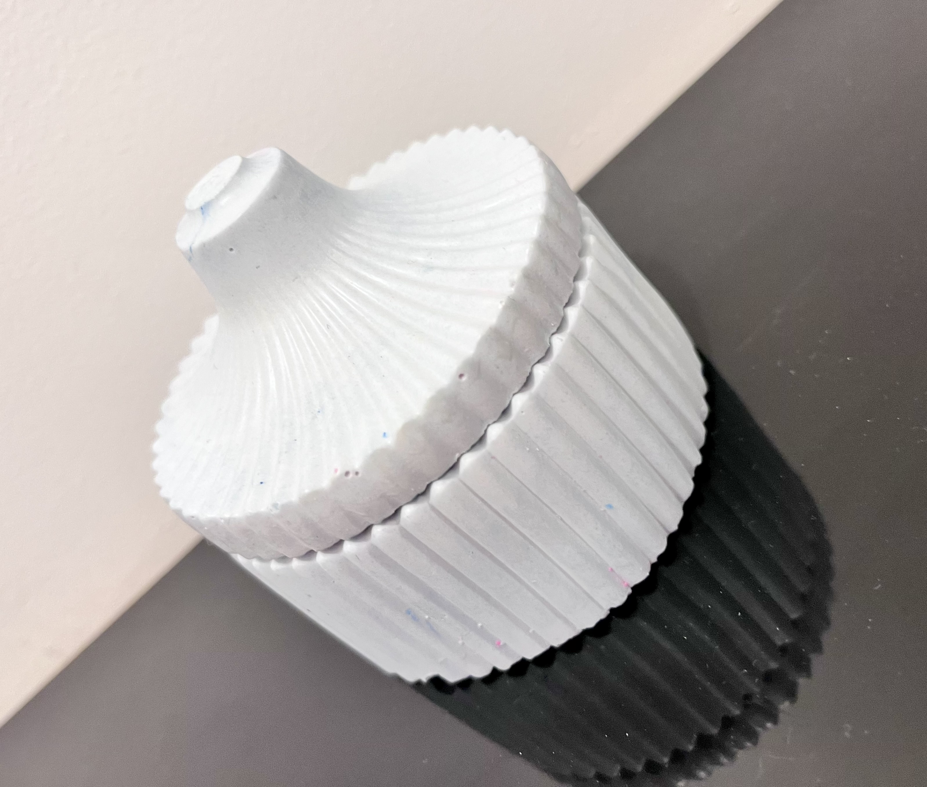 Maya’s Honey Candle Jesmonite