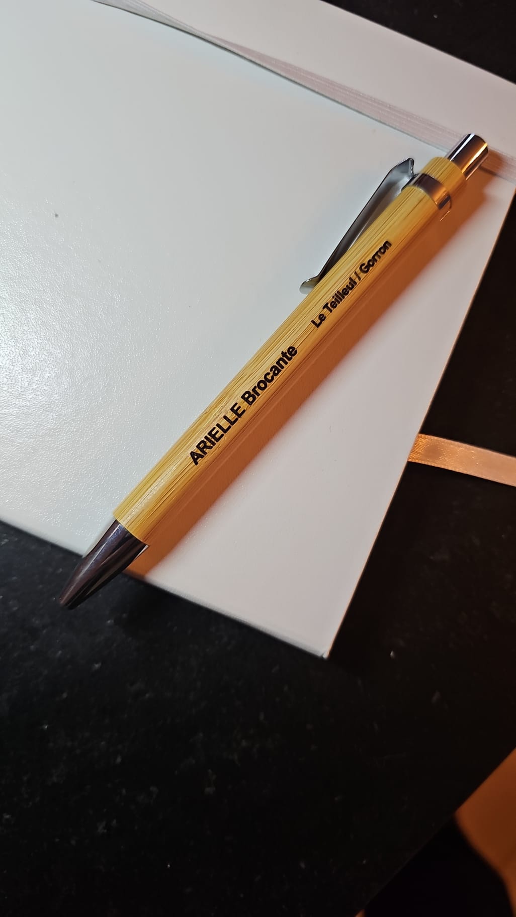 Stylo à bille en bambou - Gravure