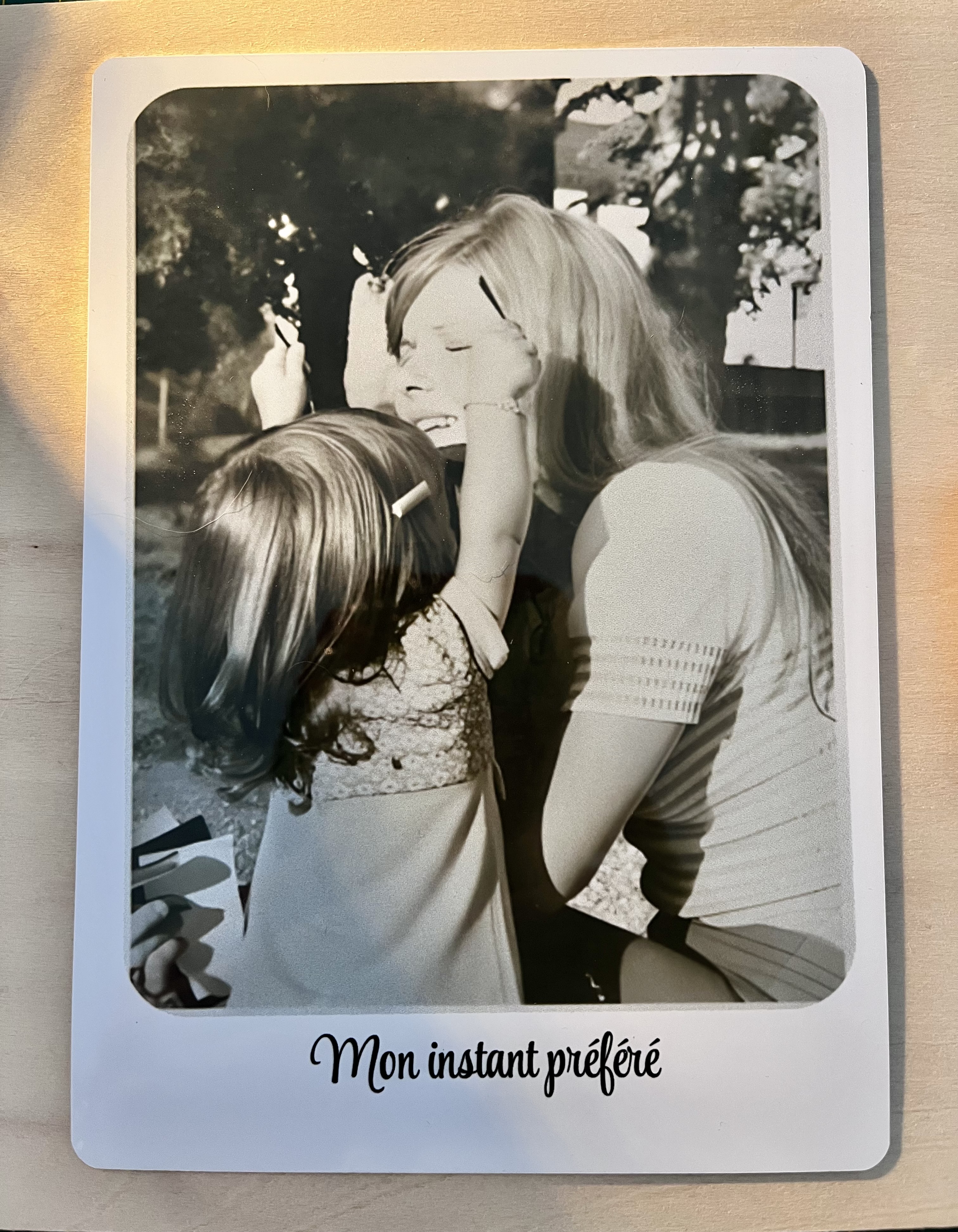 Plaque photo métal avec support en bois